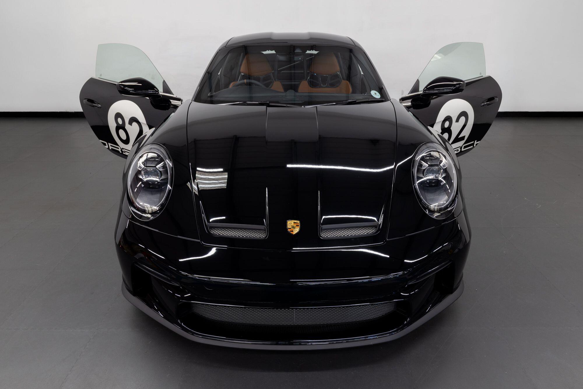 Porsche 911 view 15
