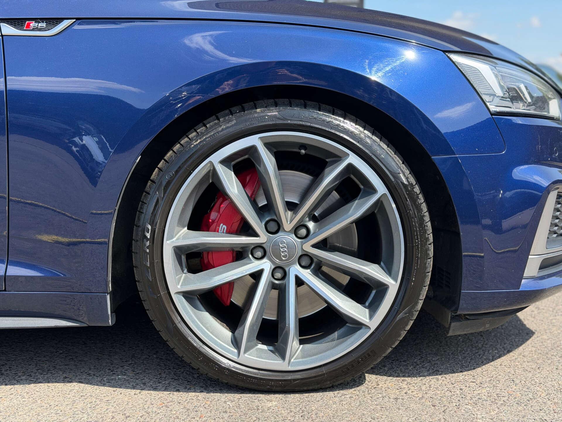 Audi S5 view 34