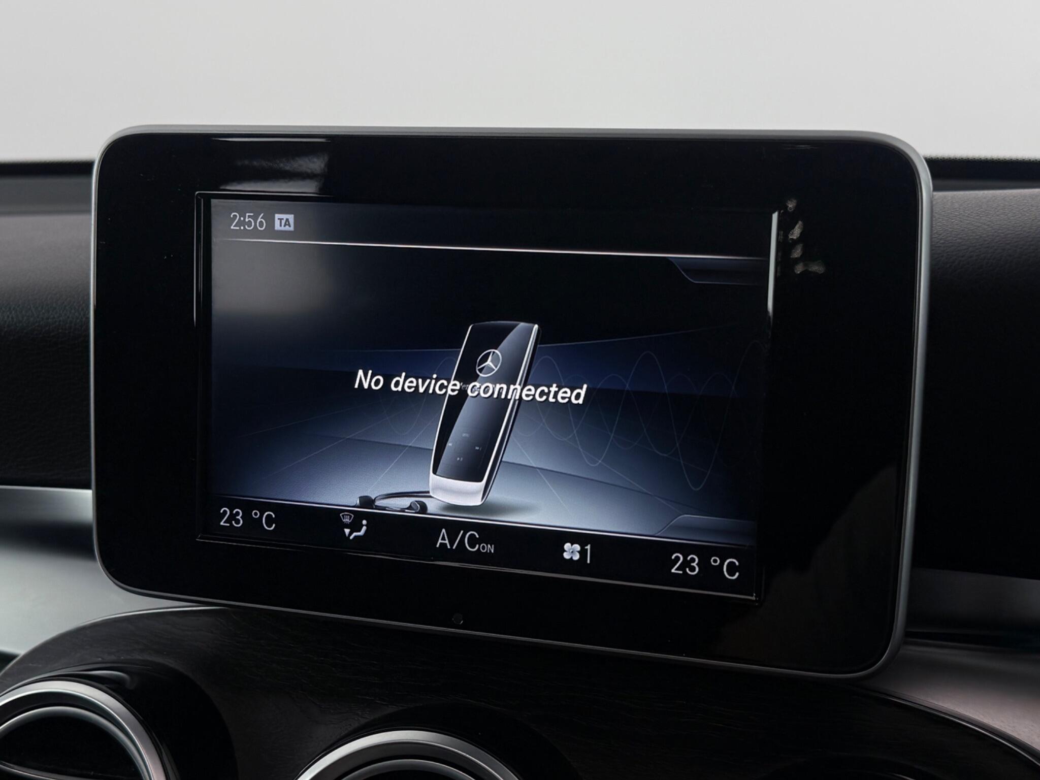 Mercedes-Benz GLC view 25