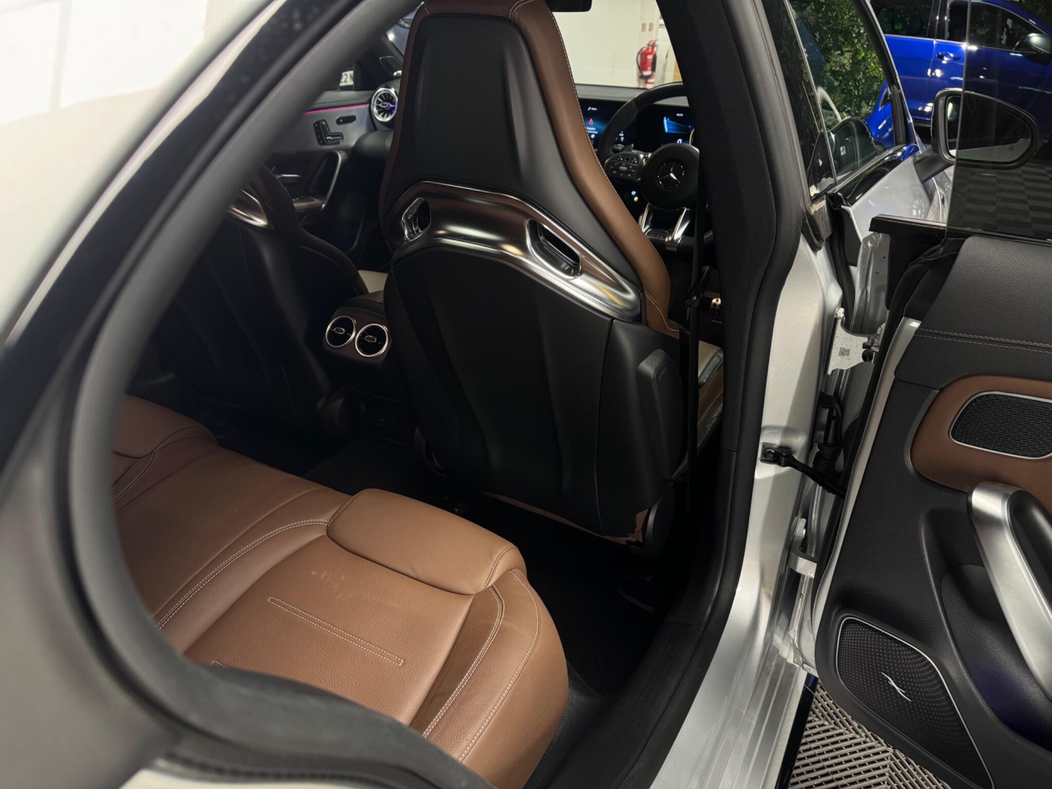 Mercedes-Benz Cla view 25