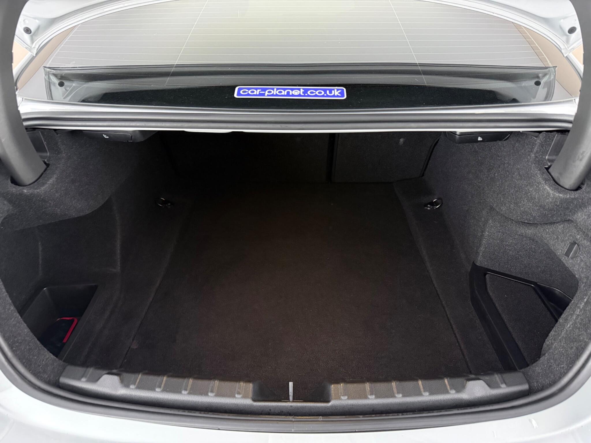 BMW 4 Series view 10