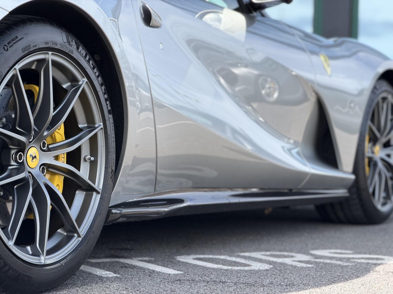 Ferrari 812 view 39