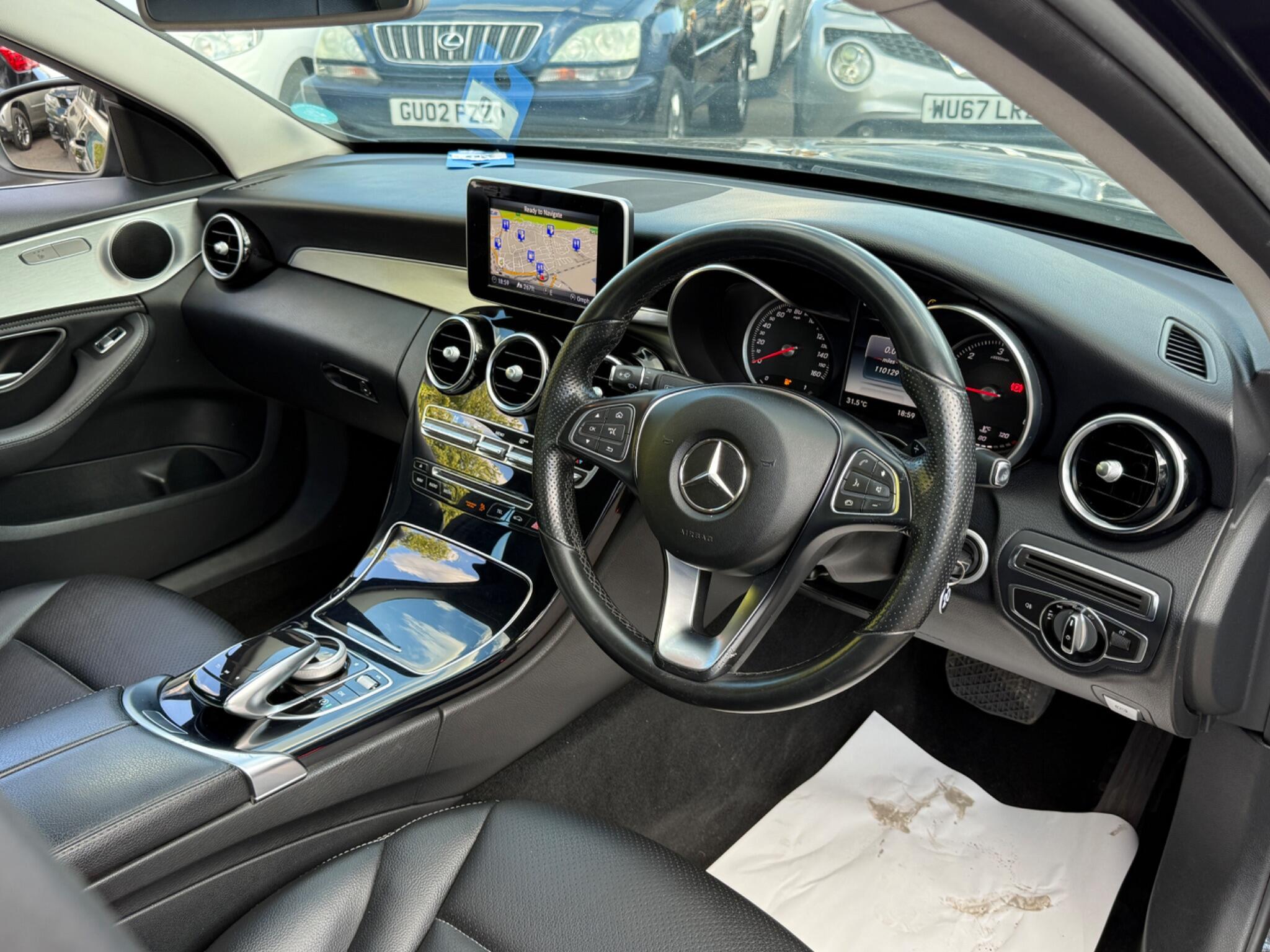 Mercedes-Benz C Class - Image 30