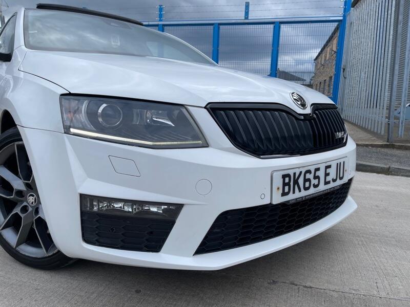 2015 Skoda Octavia image 31