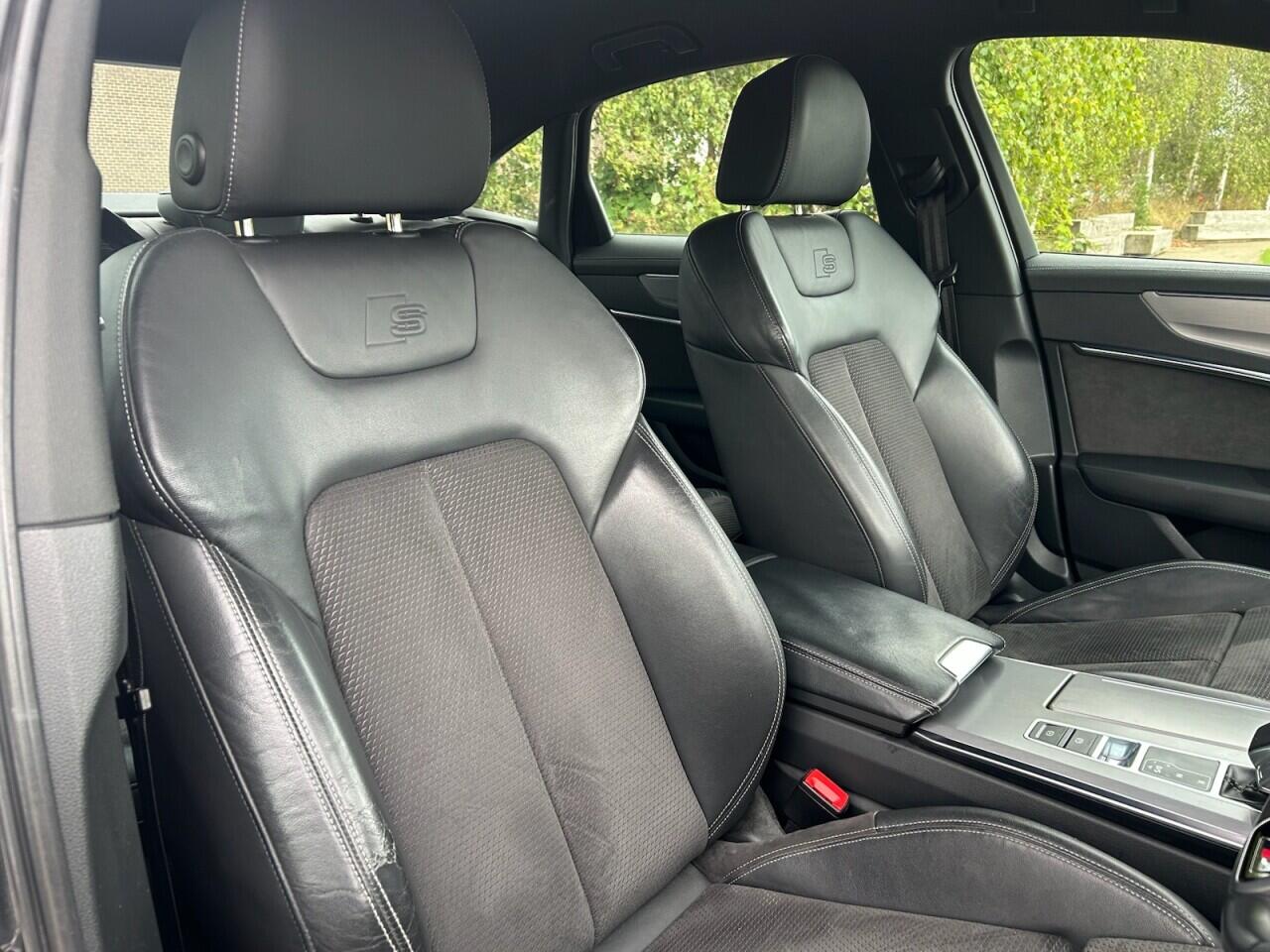 Audi A6 view 19