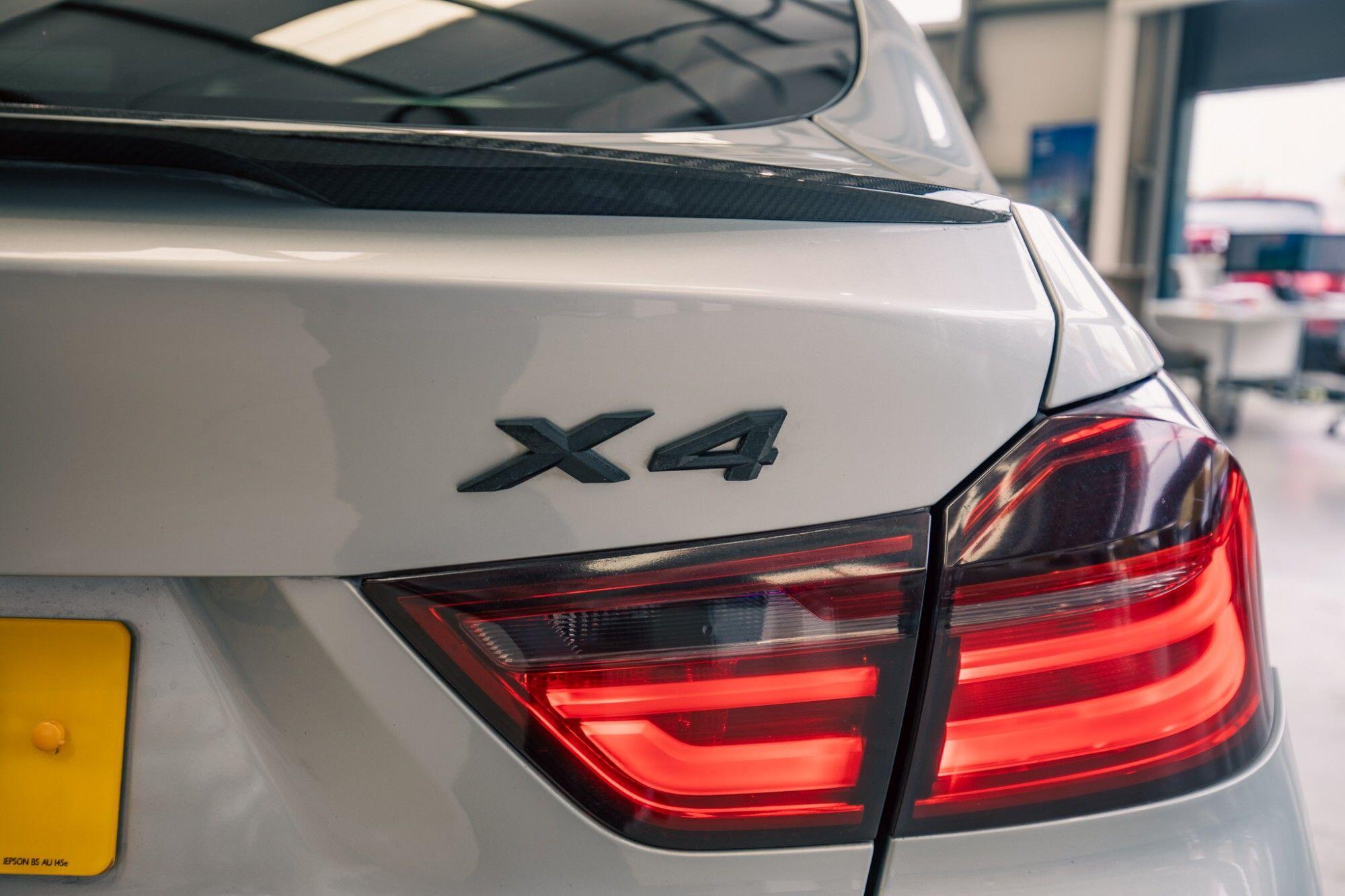 BMW X4 view 6