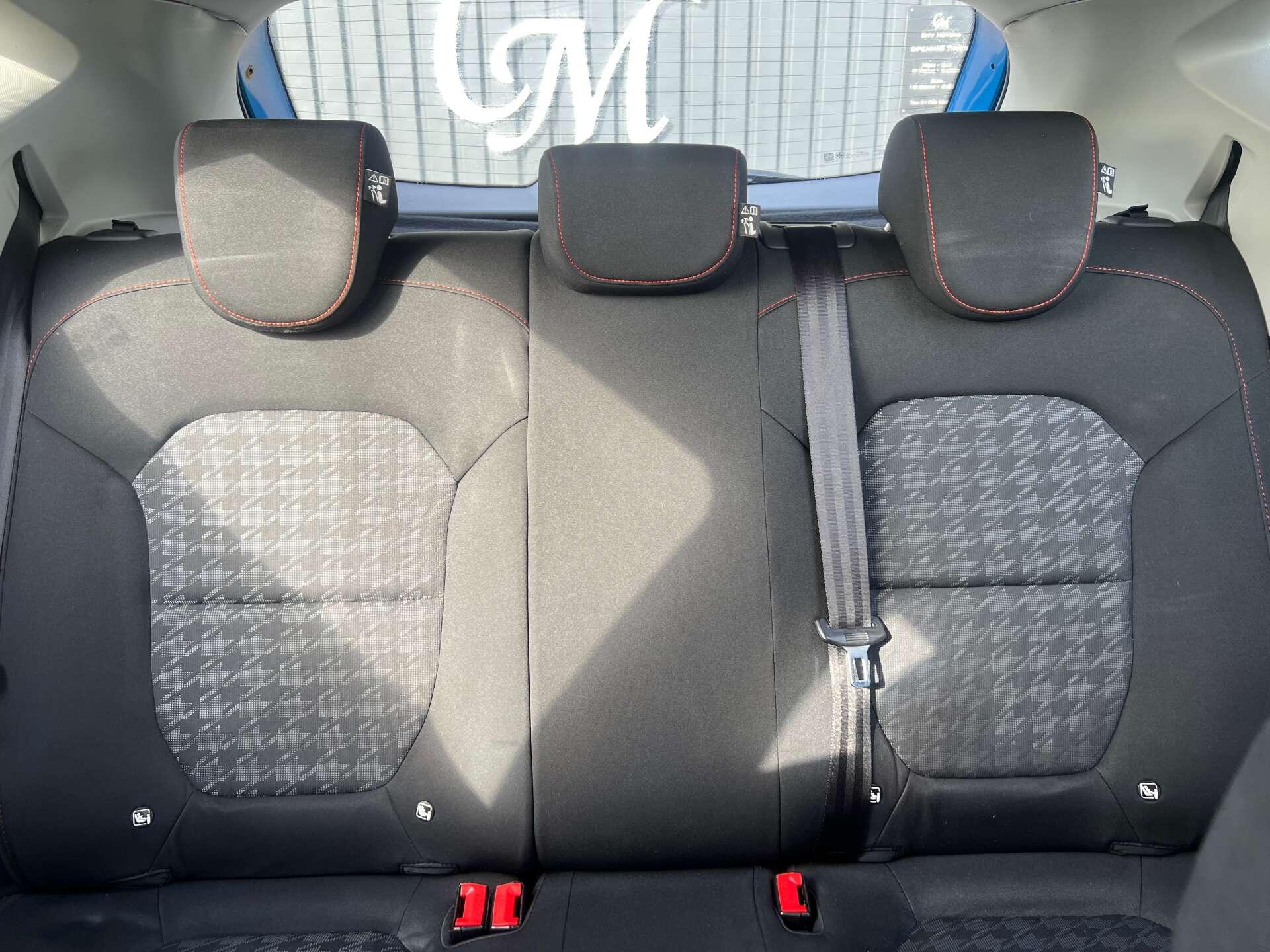 MG ZS view 37