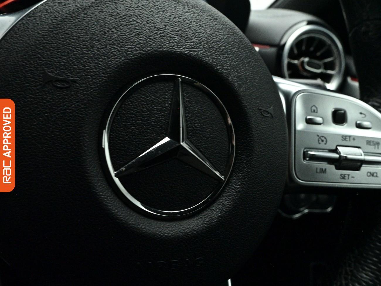 Mercedes-Benz Cla view 23