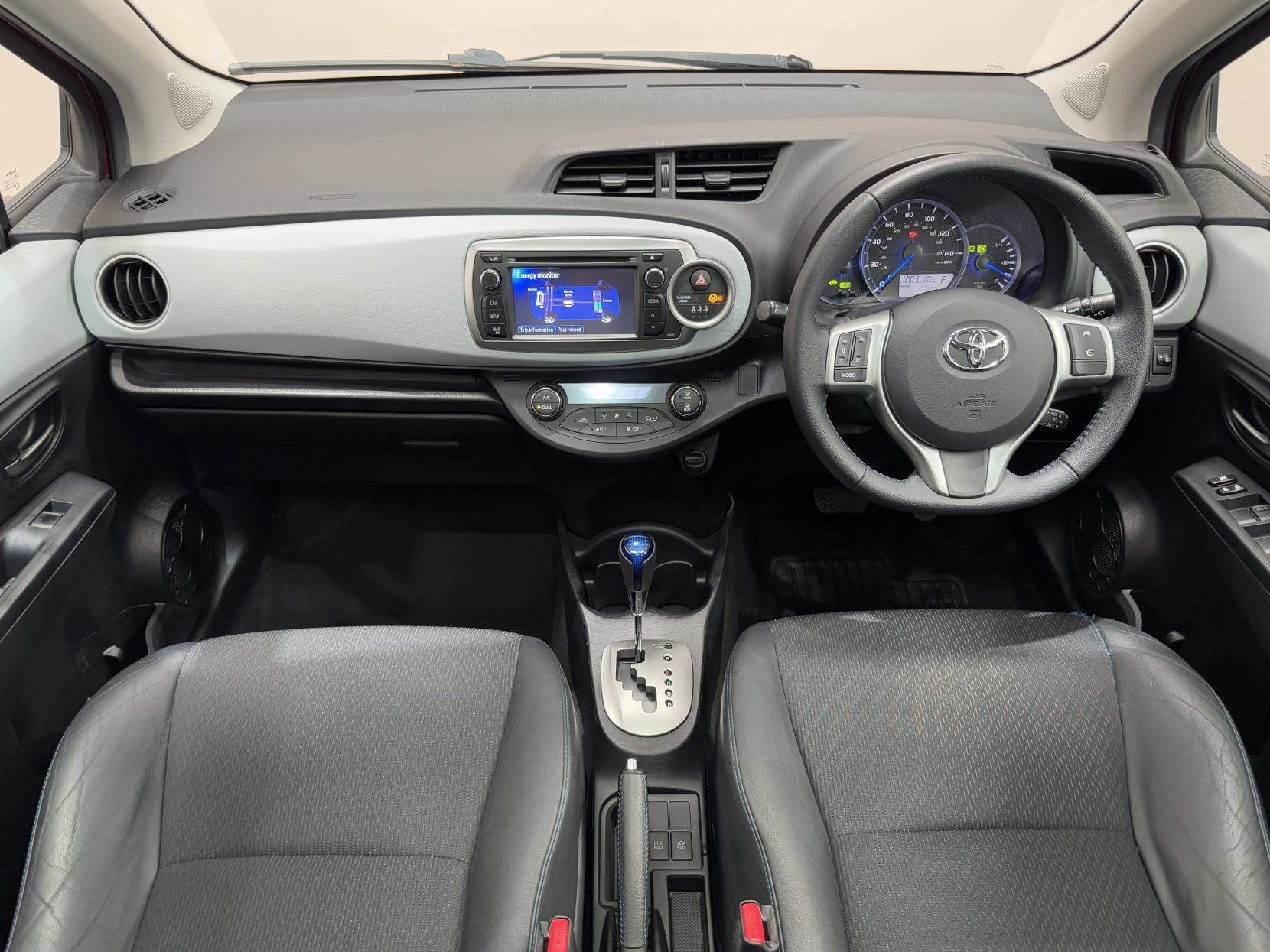 Toyota Yaris view 22