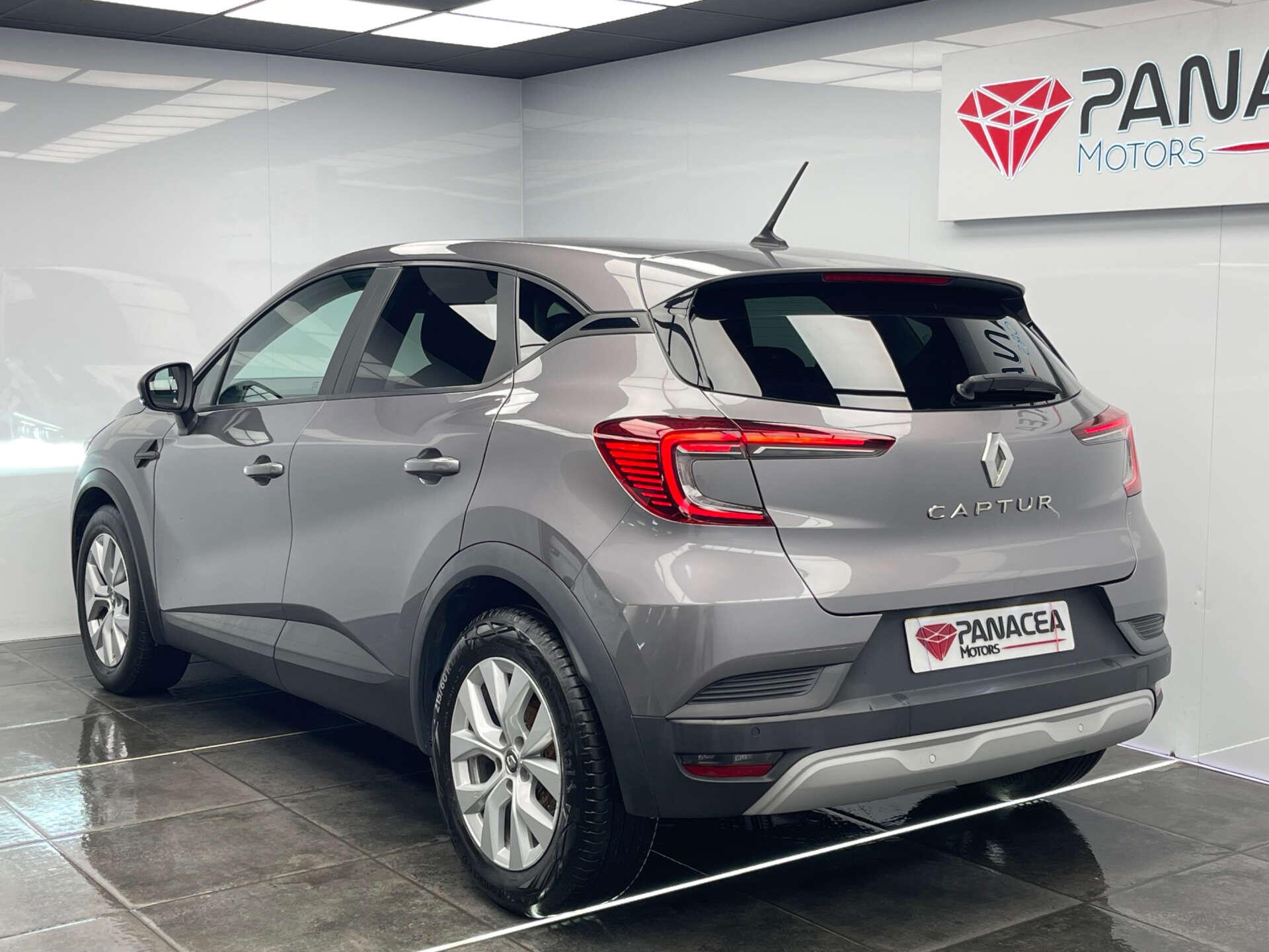 Renault Captur view 26