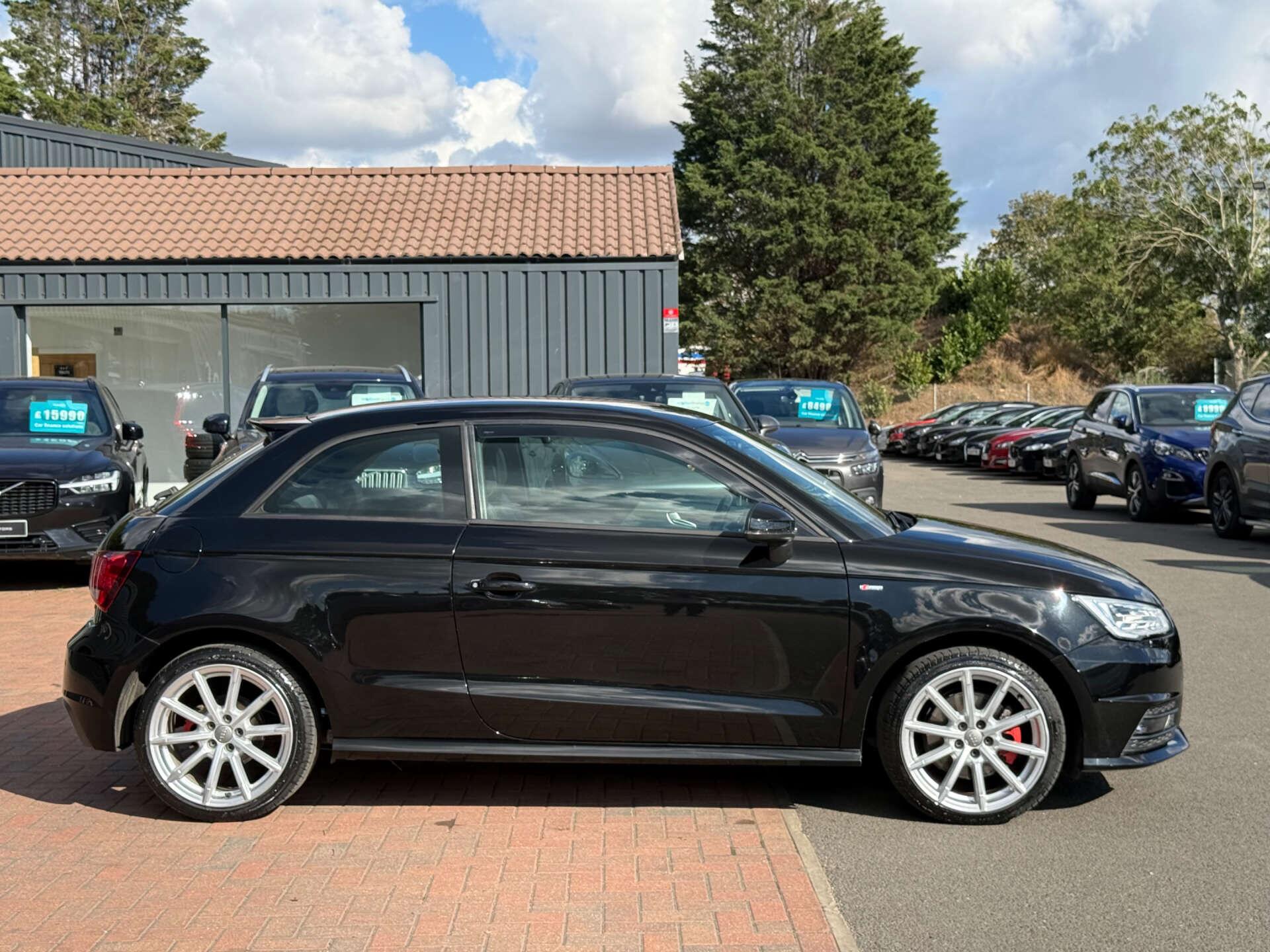 Audi A1 view 20