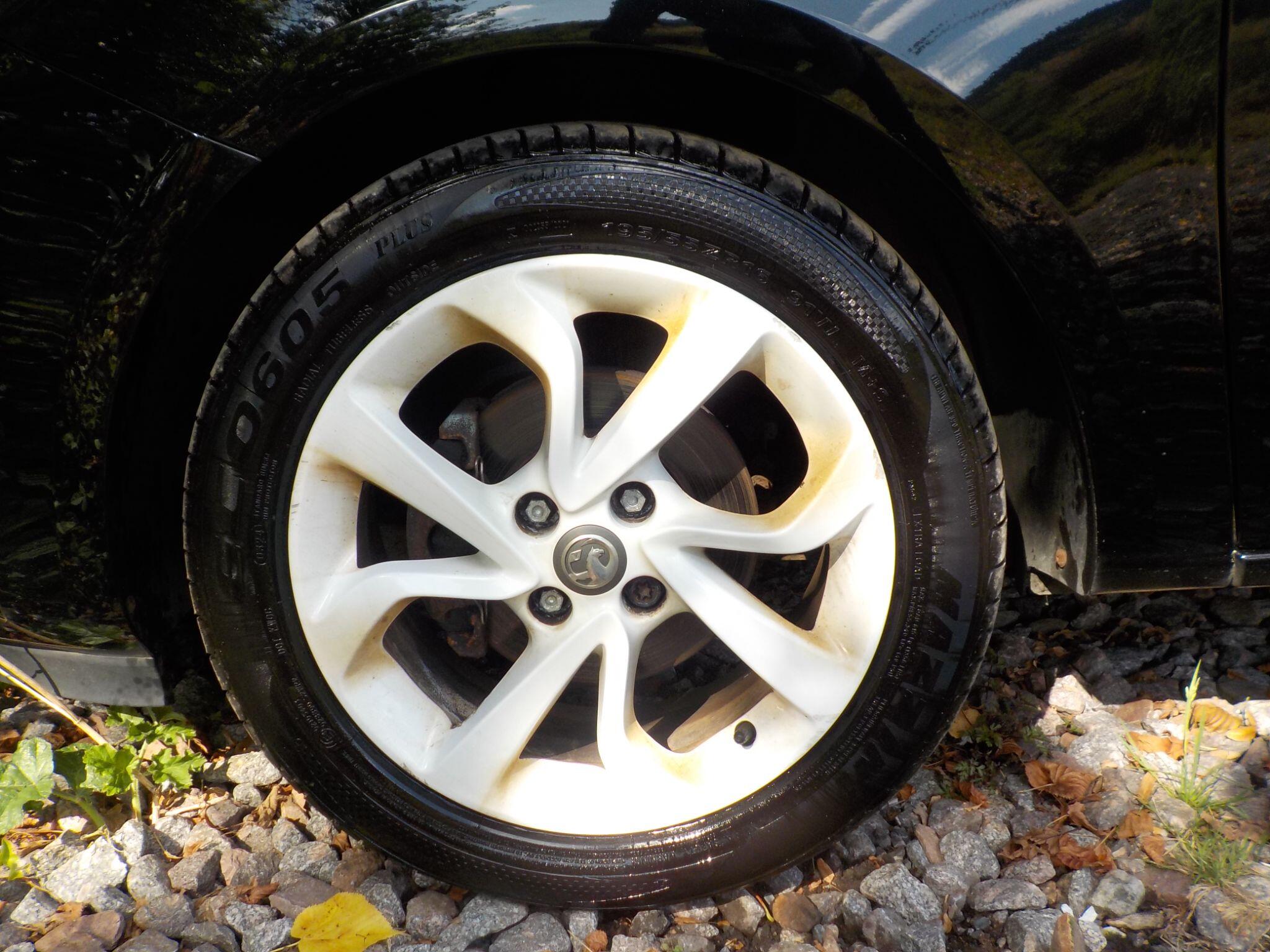 Vauxhall Corsa 1.4i ecoFLEX Sting Euro 6 3dr