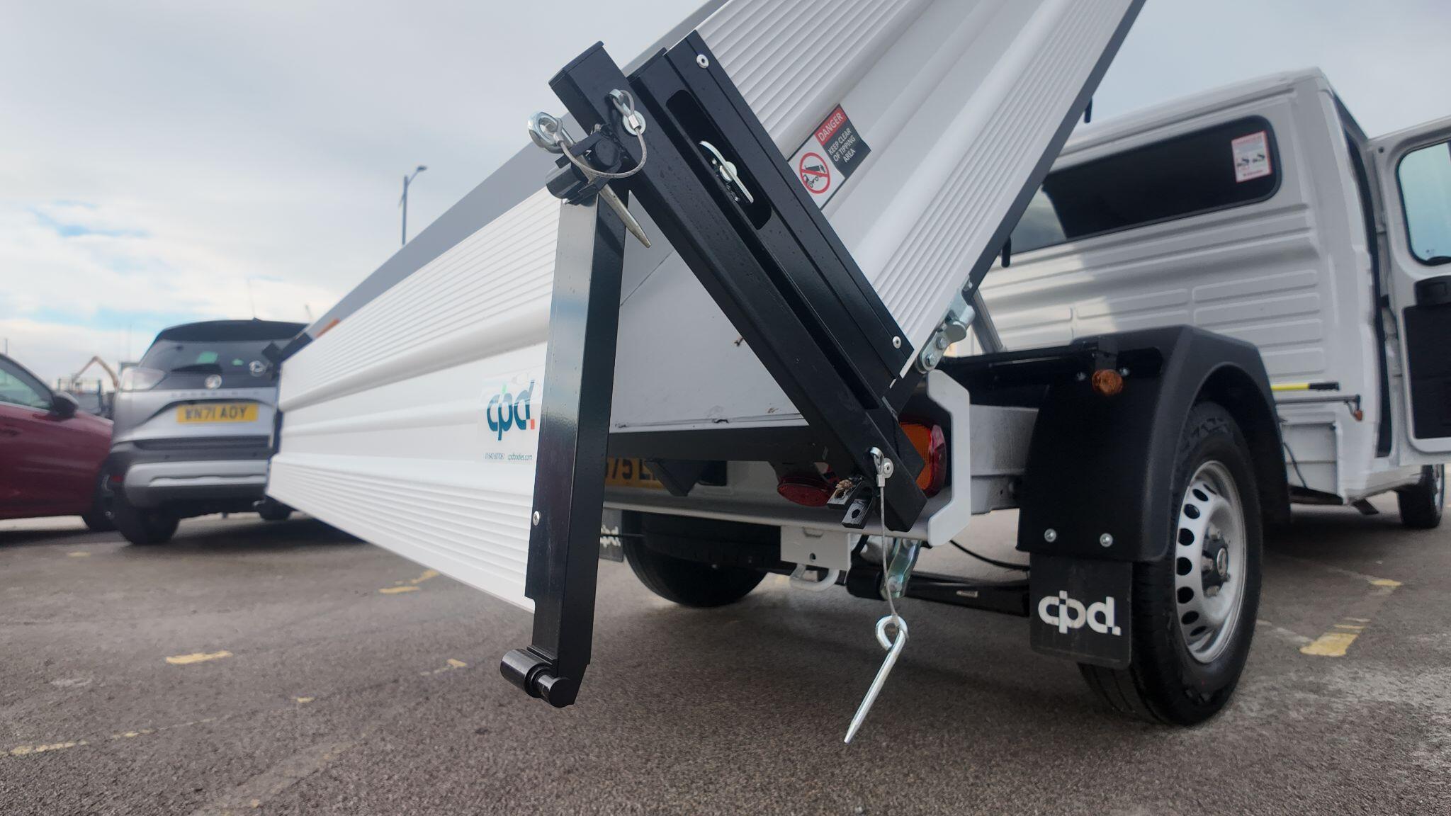 Vauxhall Movano 2.2 CDTi 3500 BiTurbo HD Prime Chassis Double Cab 4dr Diesel Manual L3 H1 Euro 6 (s/s) (140 ps)
