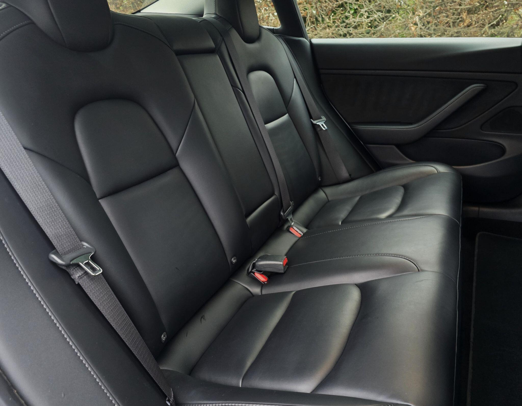 2021 Tesla Model 3 Standard Range Plus Auto RWD 4dr