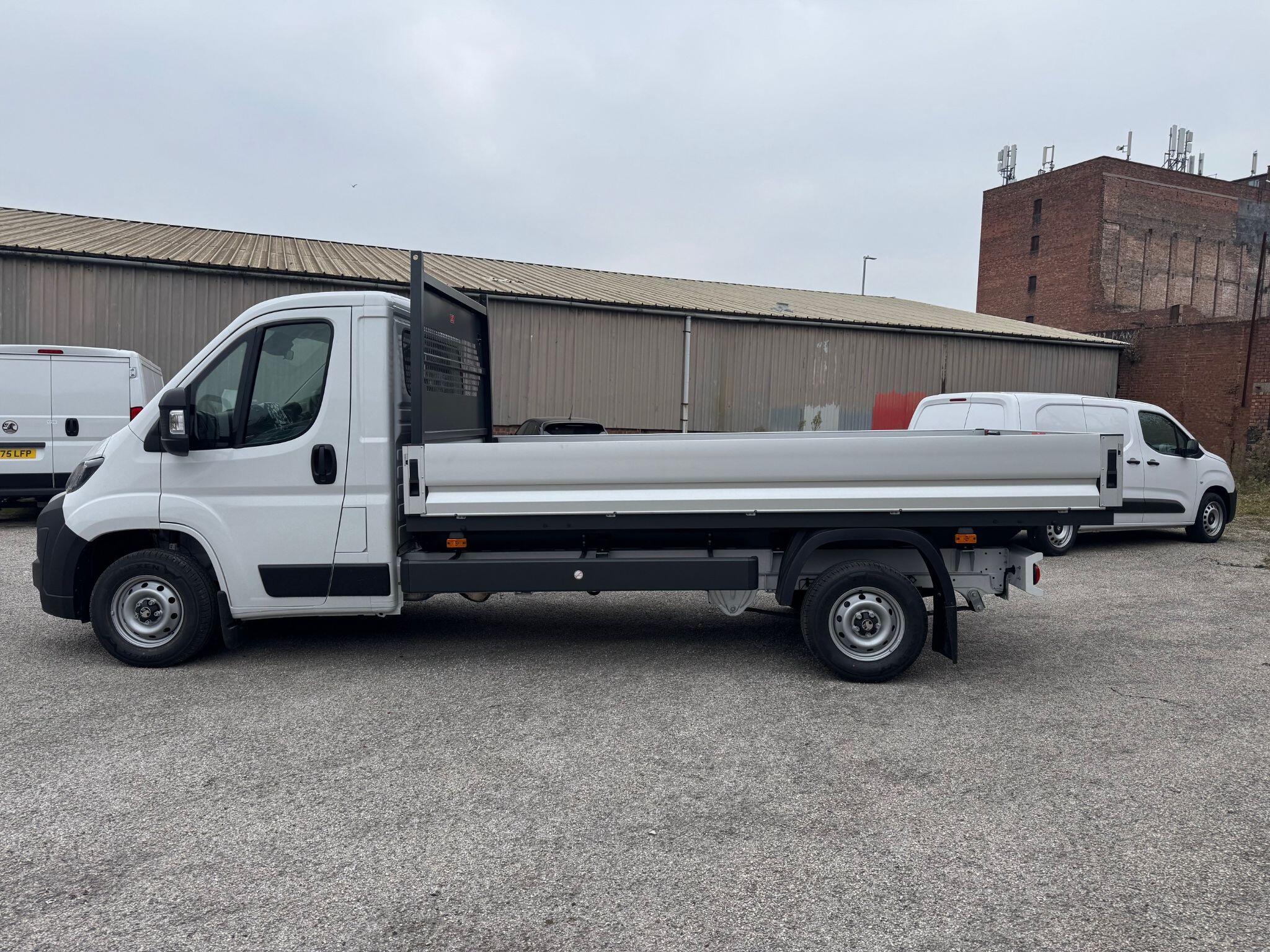 Vauxhall Movano 2.2 CDTi 3500 BiTurbo Prime Dropside 2dr Diesel Manual L3 H1 Euro 6 (s/s) (140 ps)