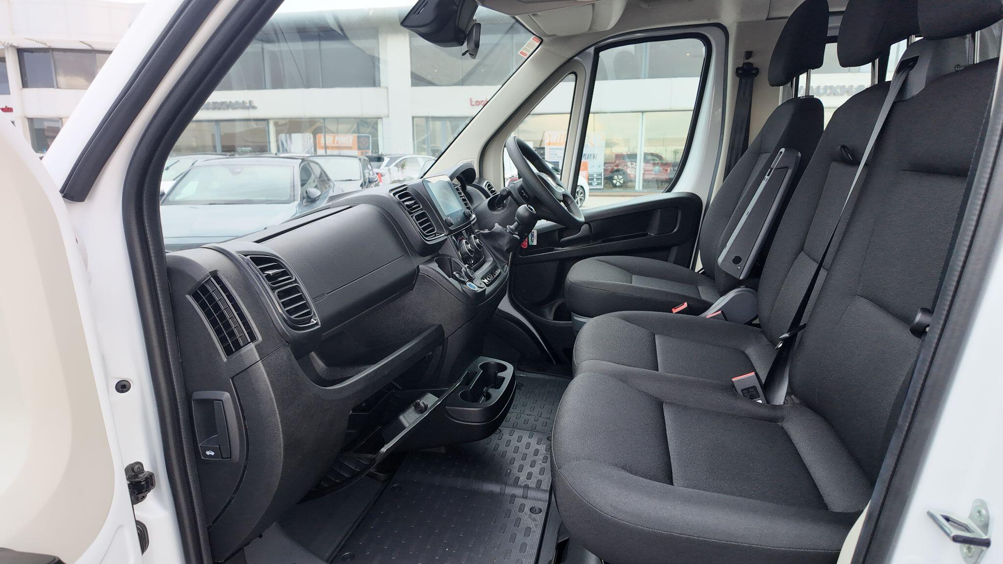 Vauxhall Movano 2.2 CDTi 3500 BiTurbo HD Prime Chassis Double Cab 4dr Diesel Manual L3 H1 Euro 6 (s/s) (140 ps)