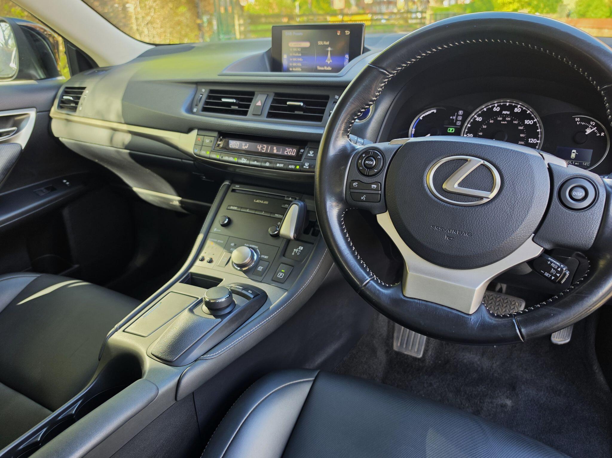 2017 Lexus CT 1.8 200h Executive Edition CVT Euro 6 (s/s) 5dr