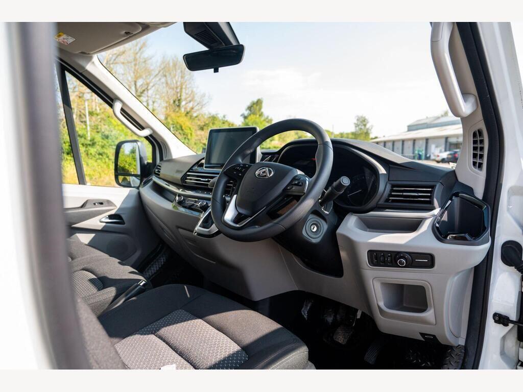 MAXUS eDeliver 9 65kWh Auto FWD L3 2dr