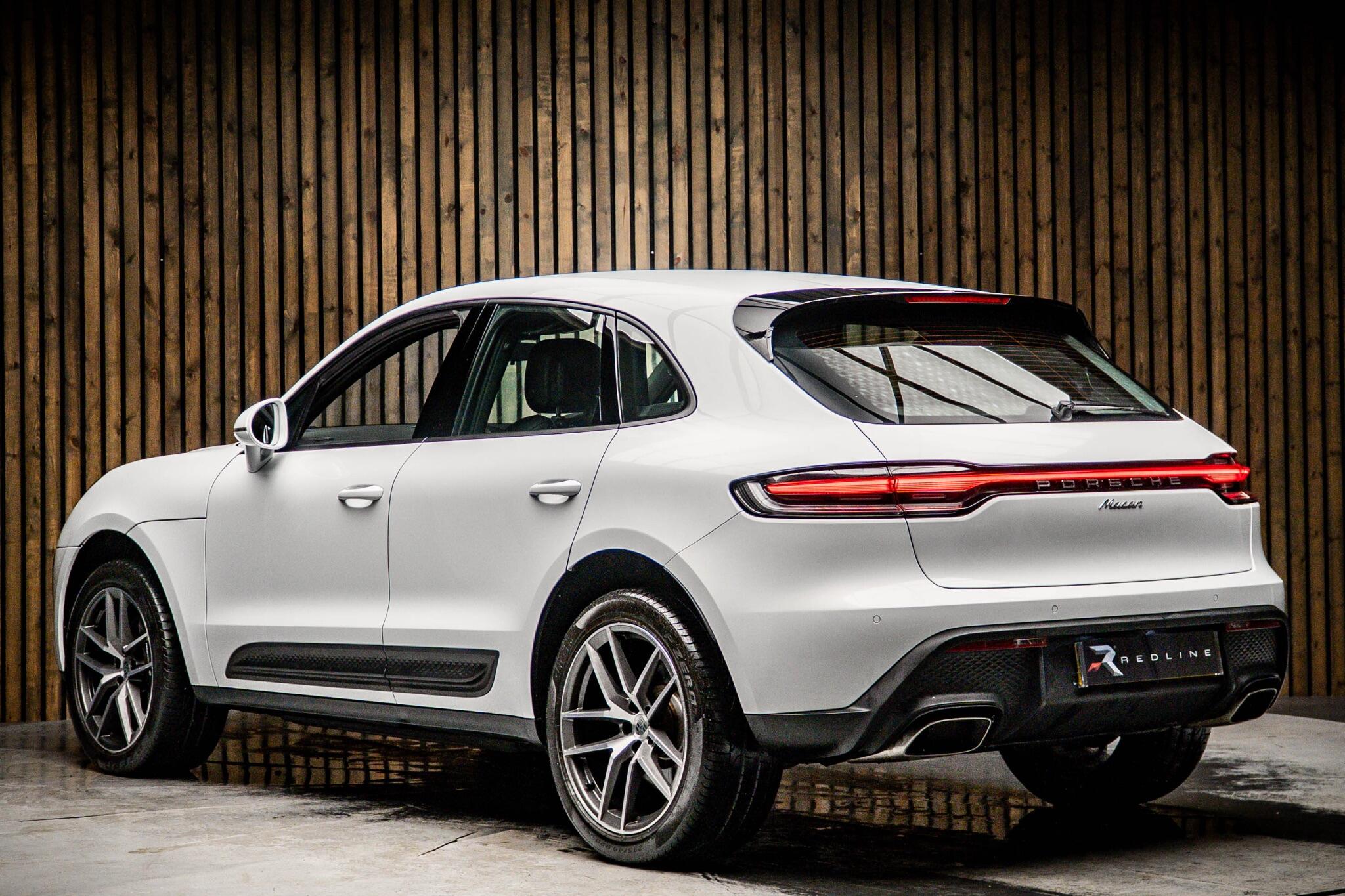 2023 PORSCHE MACAN 2.0T PDK 4WD Euro 6 (s/s) 5dr 3