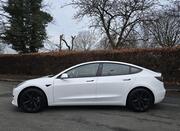 2021 Tesla Model 3 Standard Range Plus Auto RWD 4dr - Image 2