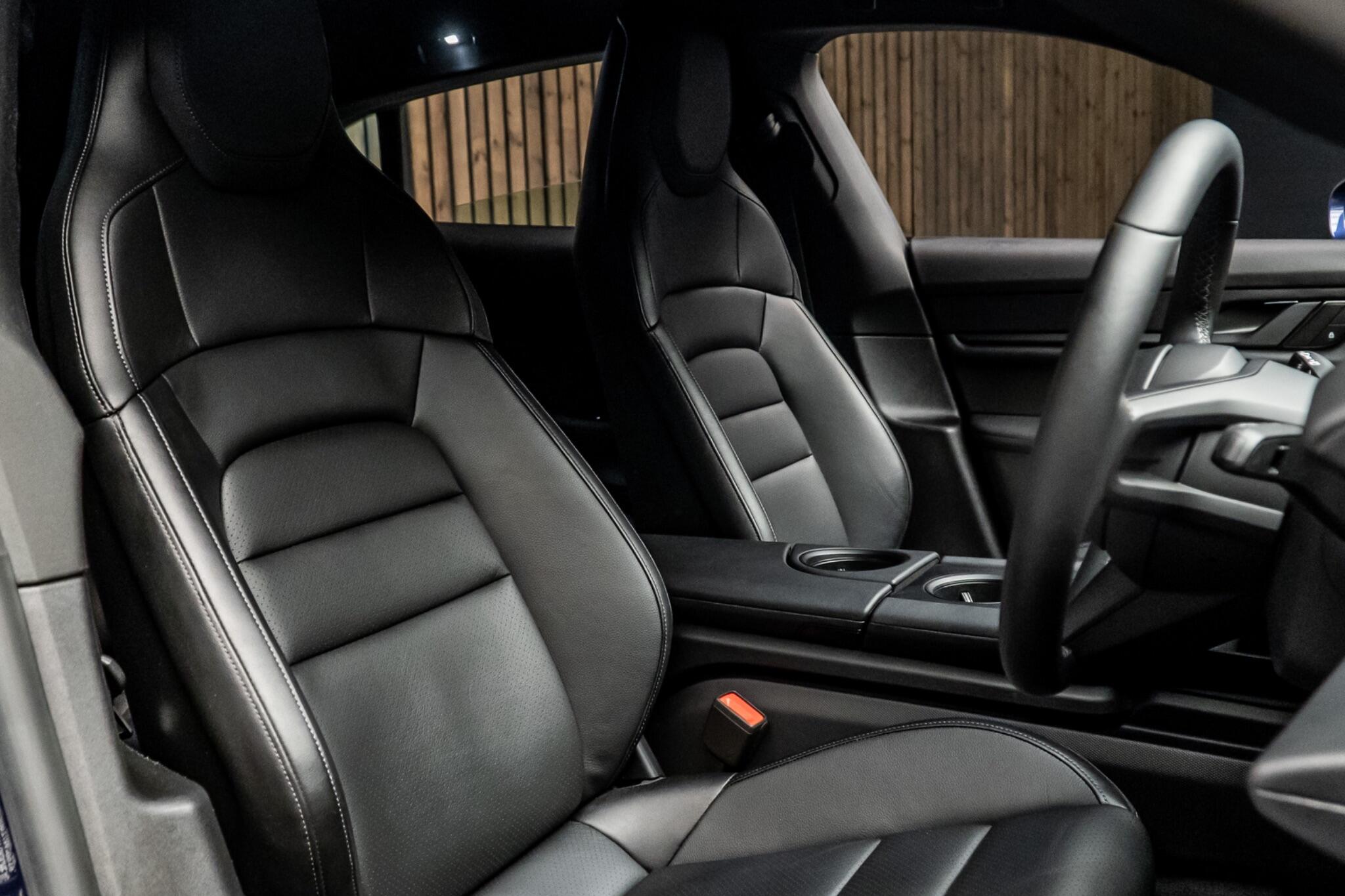 2022 PORSCHE TAYCAN Performance Plus 93.4kWh 4 Cross Turismo Auto 4WD 5dr (11kW Charger) 2