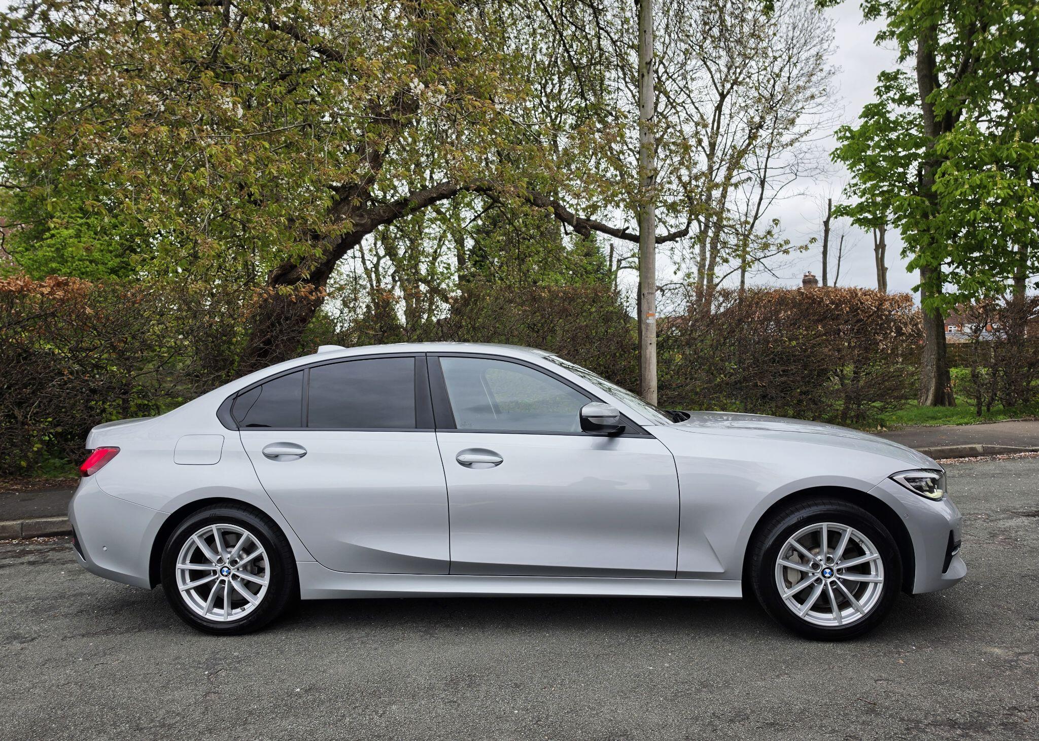 2019 BMW 3 Series 2.0 330e 12kWh SE Pro Auto Euro 6 (s/s) 4dr