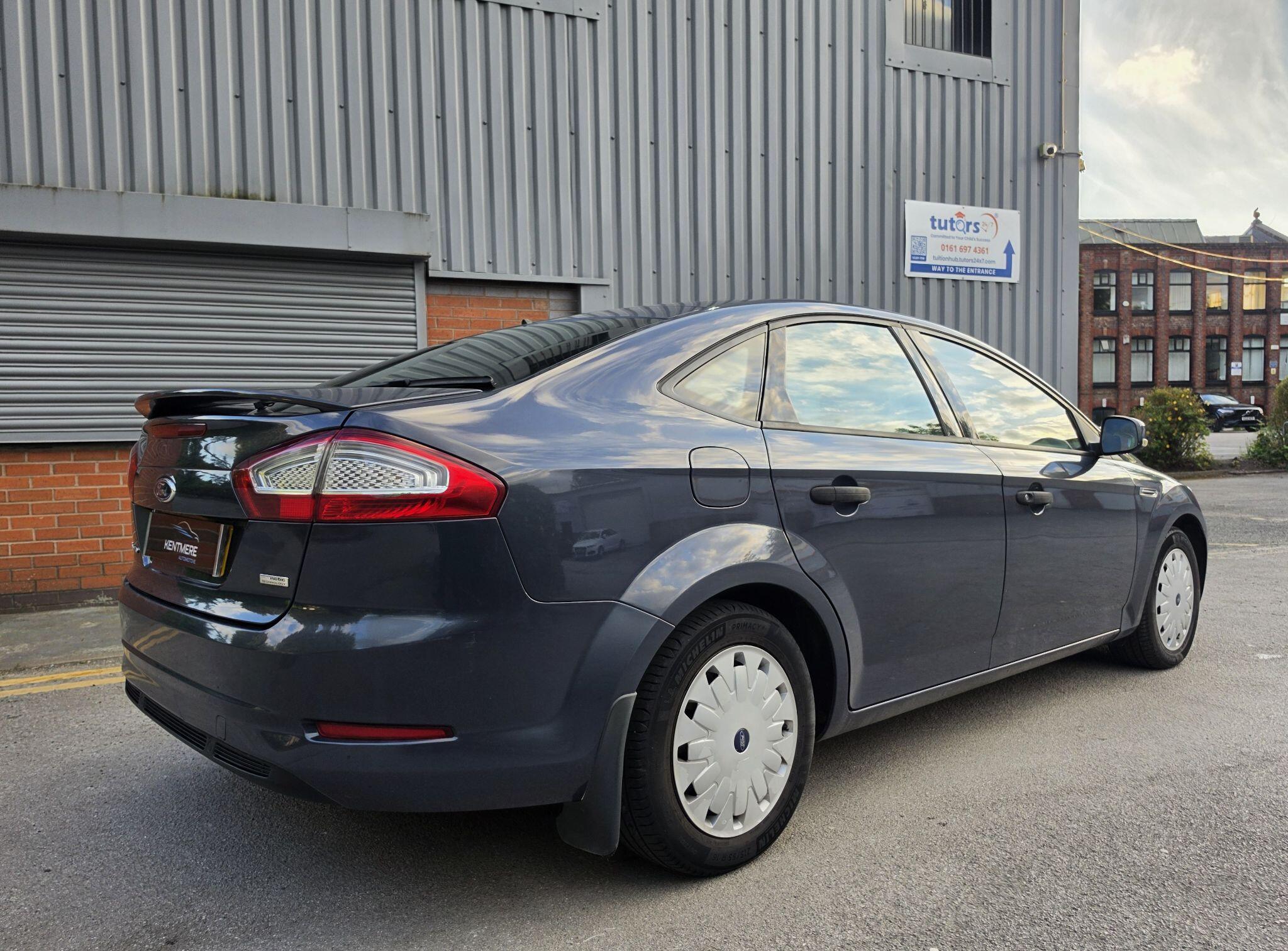 2013 Ford Mondeo 1.6 TDCi ECOnetic Edge Euro 5 (s/s) 5dr