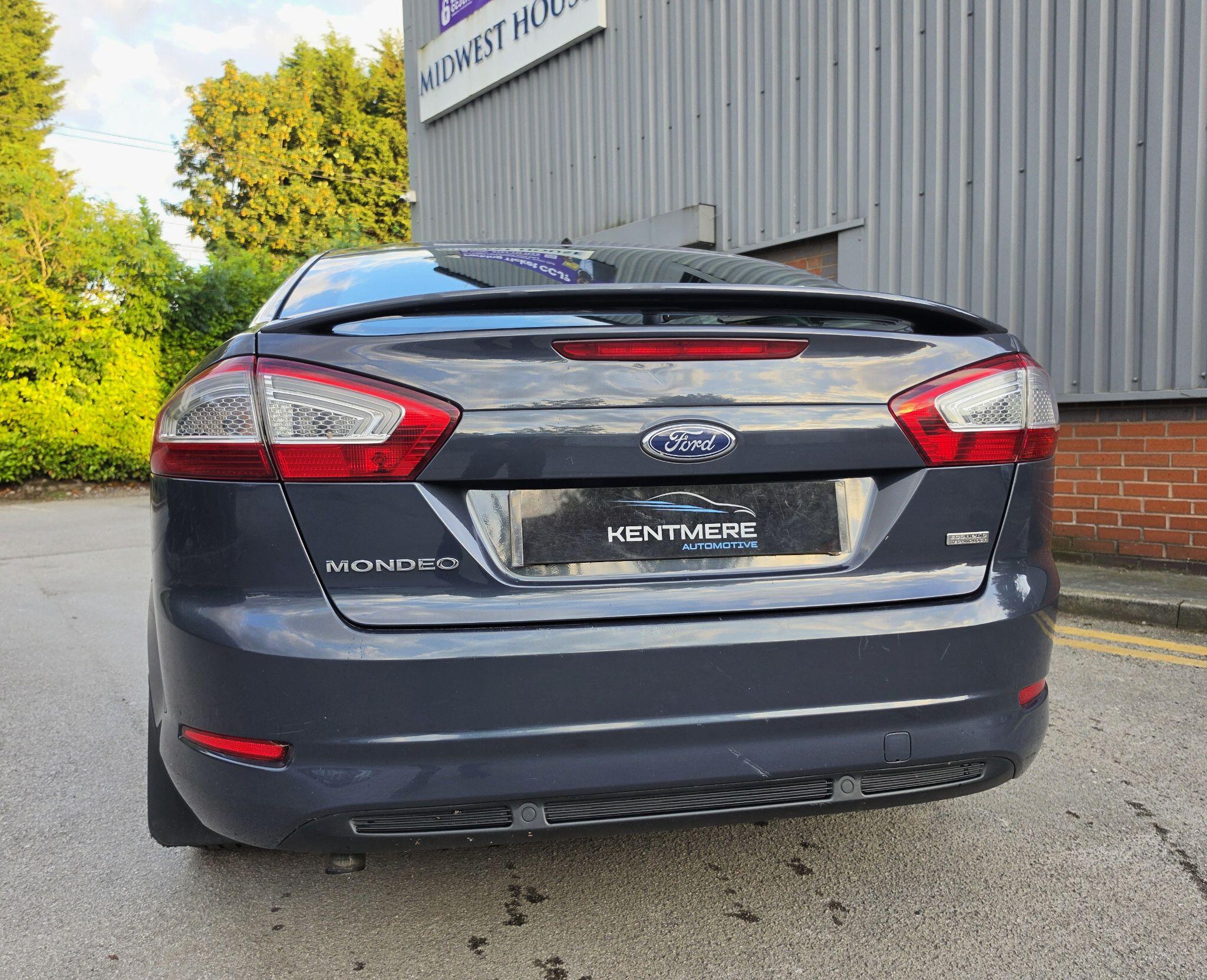 2013 Ford Mondeo 1.6 TDCi ECOnetic Edge Euro 5 (s/s) 5dr
