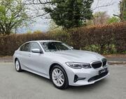 2019 BMW 3 Series 2.0 330e 12kWh SE Pro Auto Euro 6 (s/s) 4dr - Image 4