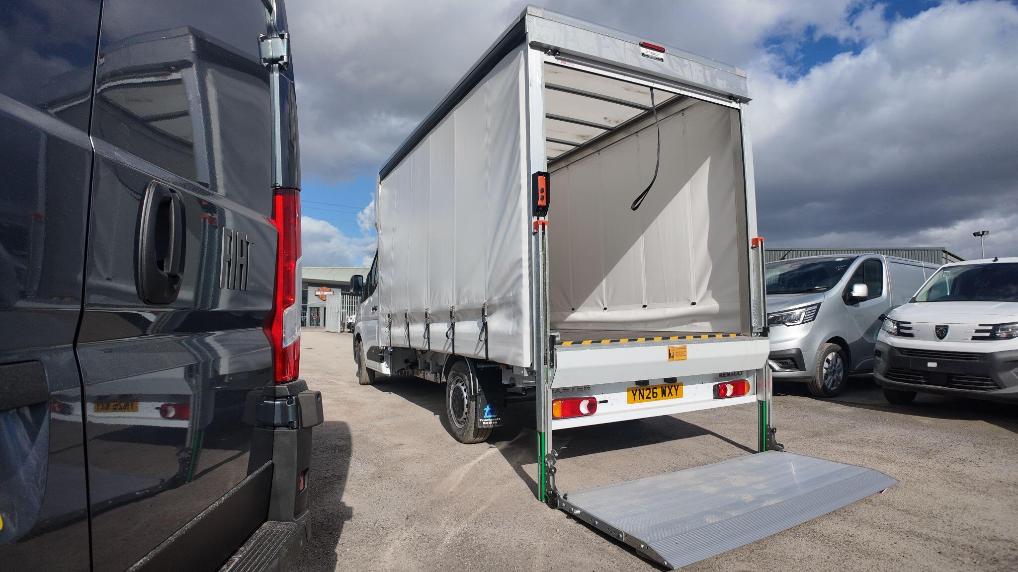 Renault Master 2.0 dCi LL35 Advance L3 H1 Euro 6 (s/s) 2dr