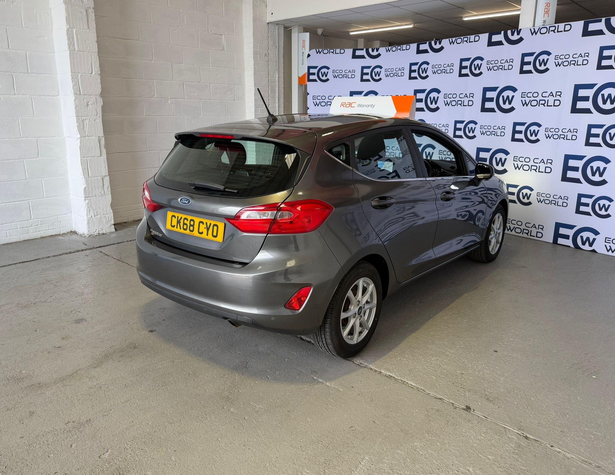 Ford Fiesta - photo 5