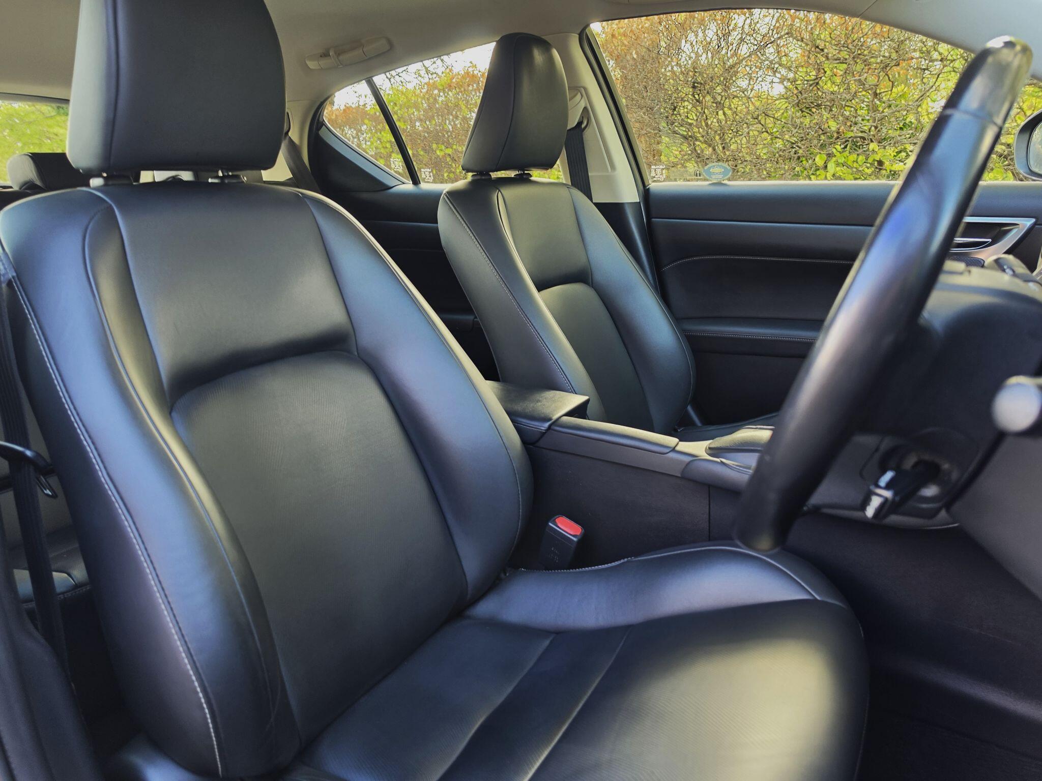 2017 Lexus CT 1.8 200h Executive Edition CVT Euro 6 (s/s) 5dr