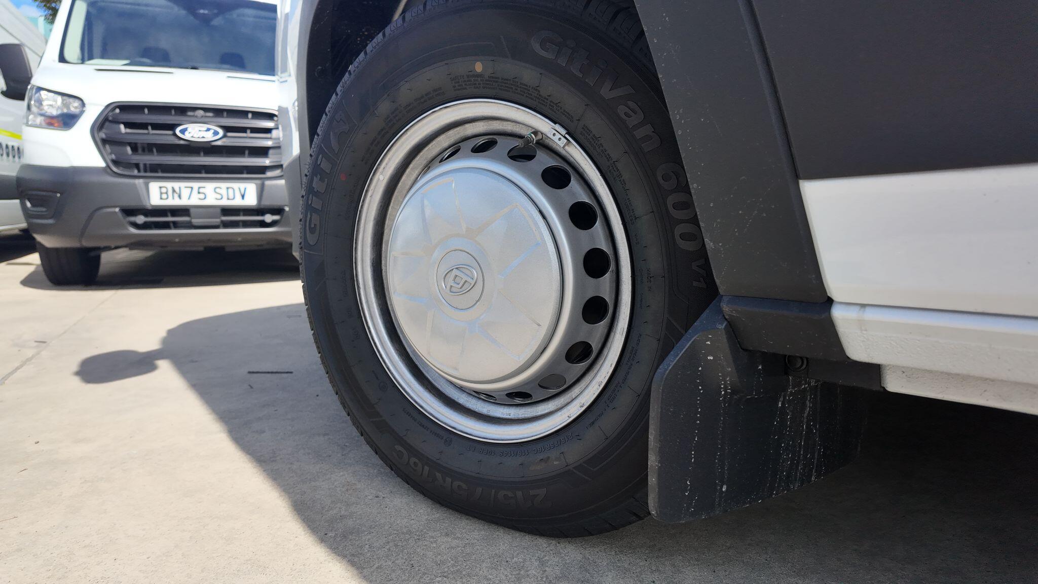 MAXUS Deliver 9 2.0 D20 FWD L3 H2 Euro 6 (s/s) 5dr