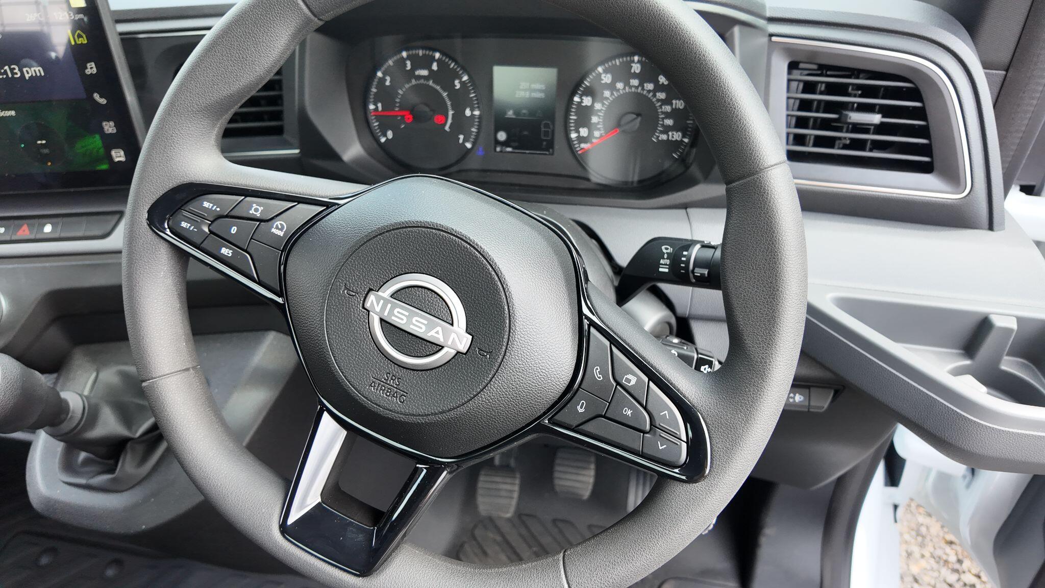 Nissan Interstar 2.0 dCi 35 Acenta L2 Euro 6 (s/s) 2dr