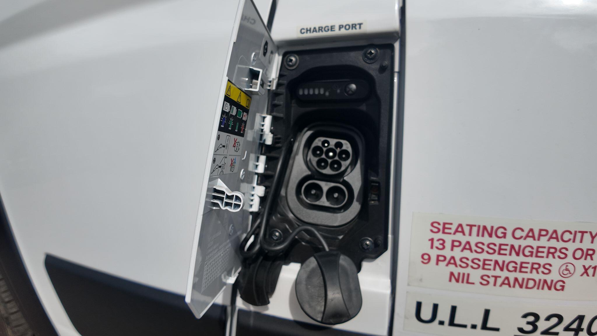 Vauxhall Movano Electric 4250 HD 110kWh Prime Auto L4 H2 5dr (11kW Charger)