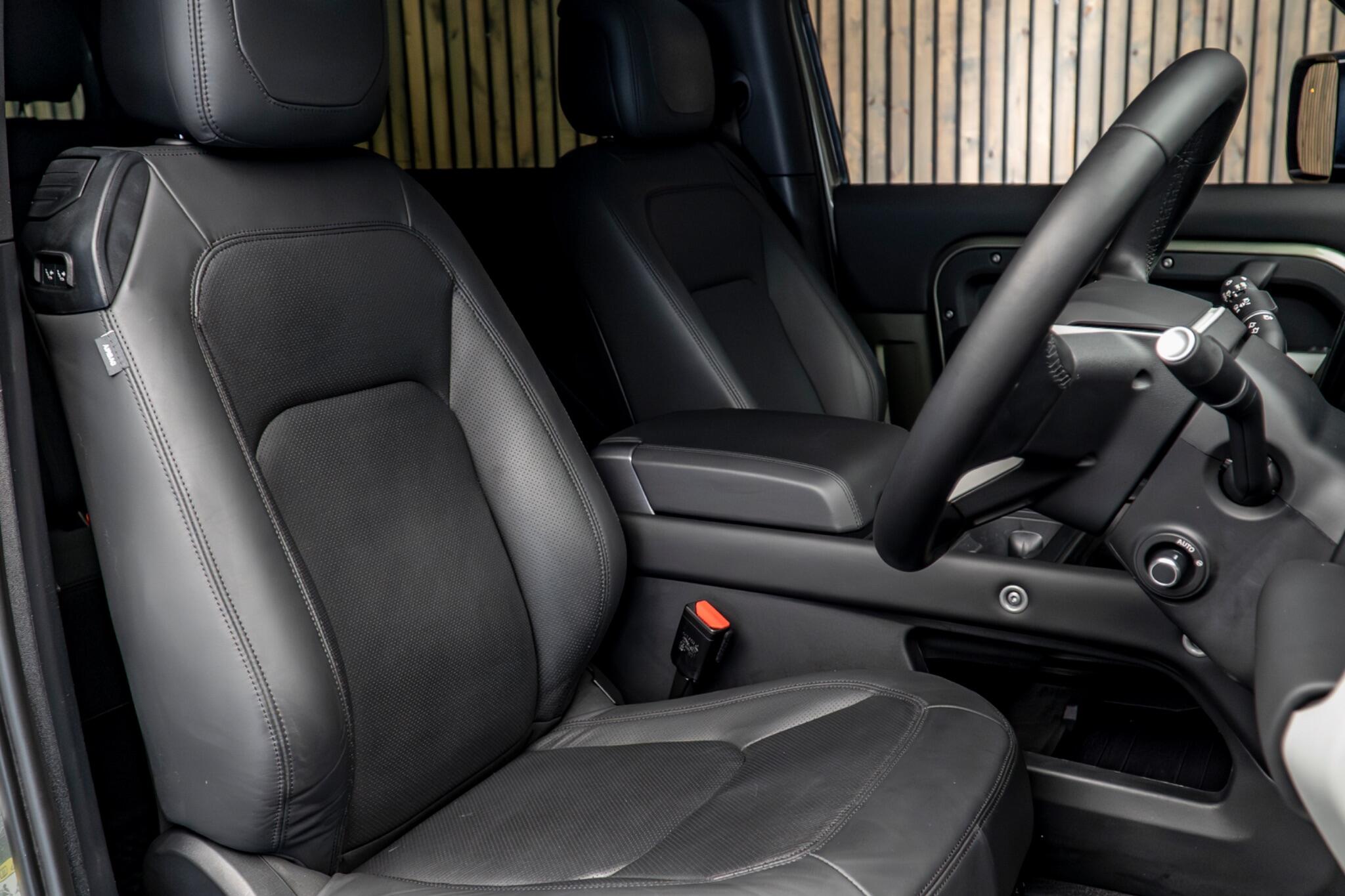 2022 LAND ROVER DEFENDER 90 3.0 D250 MHEV HSE Auto 4WD Euro 6 (s/s) 3dr 2