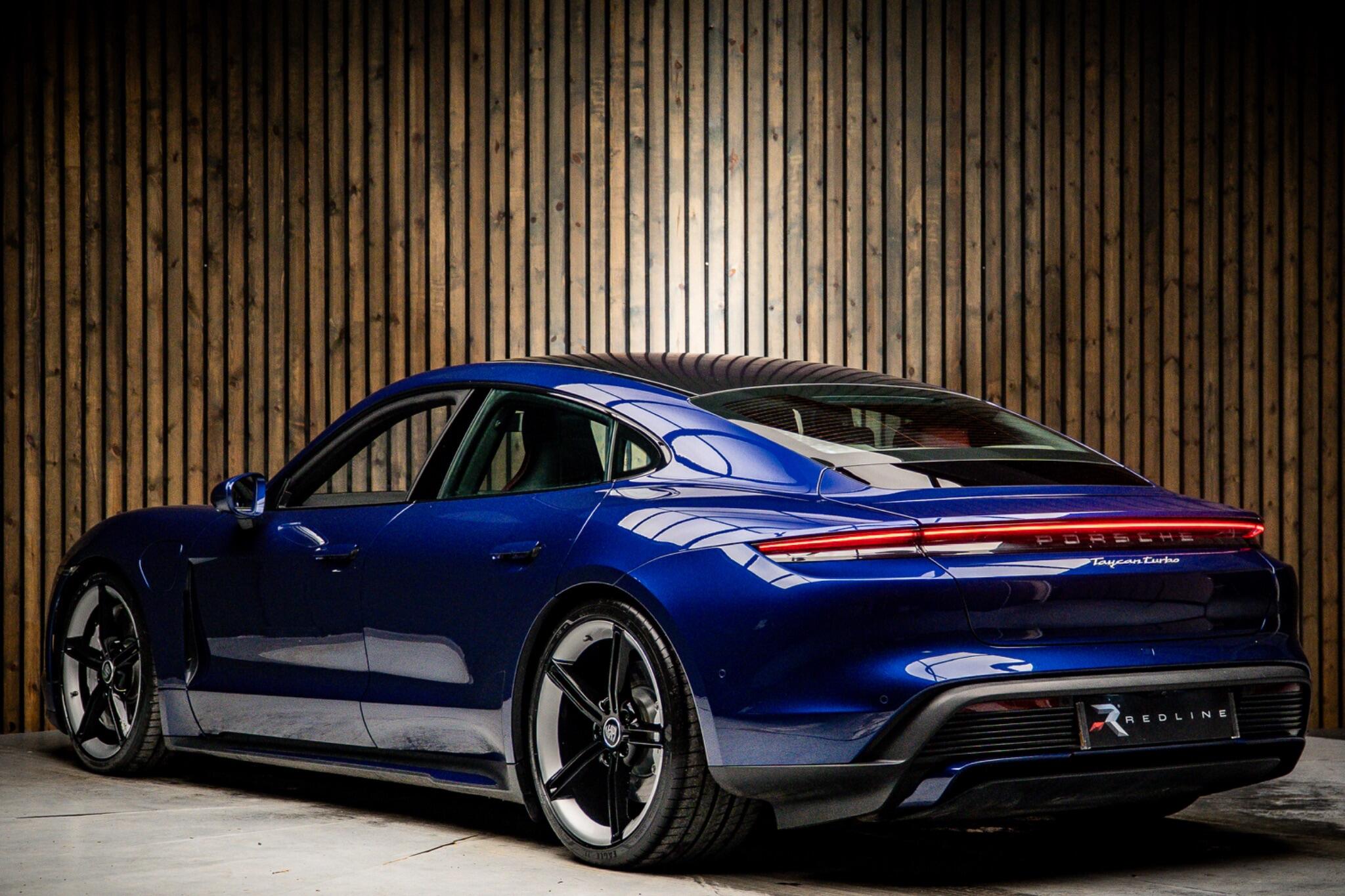 2020 PORSCHE TAYCAN Performance Plus 93.4kWh Turbo Auto 4WD 4dr 3