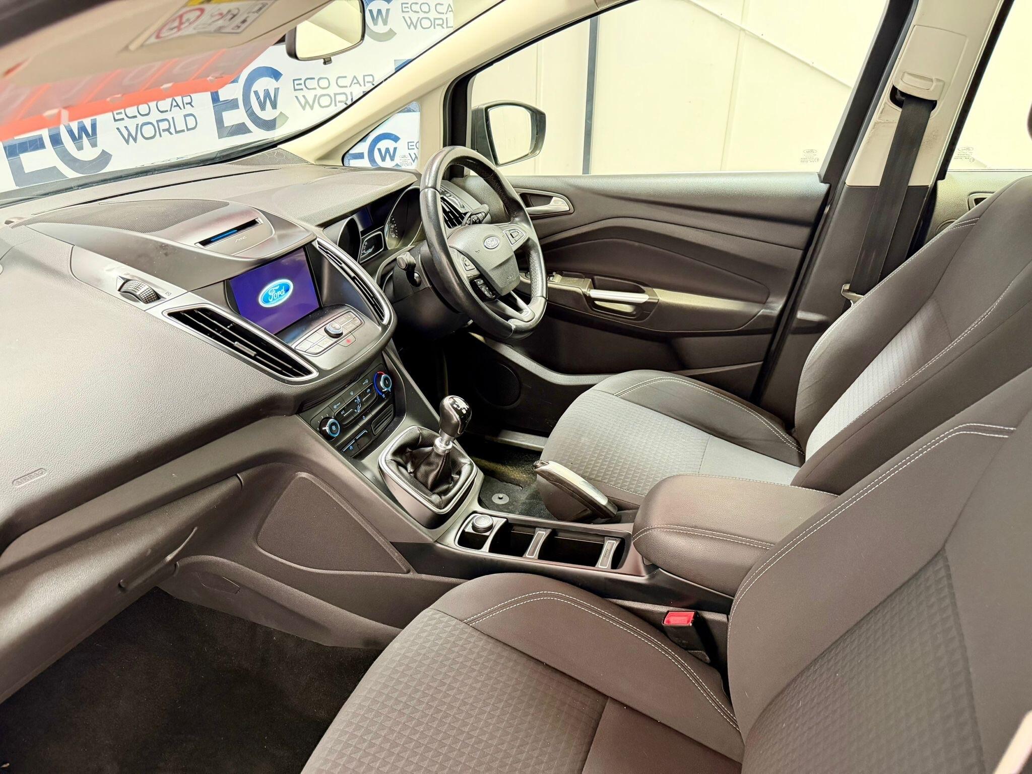 Ford C-Max - photo 23