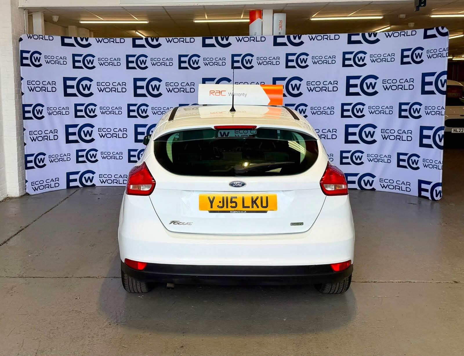 Ford Focus - photo 15