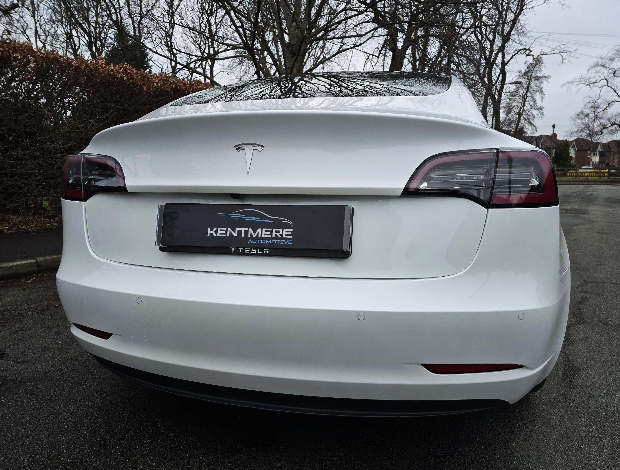 2021 Tesla Model 3 Standard Range Plus Auto RWD 4dr
