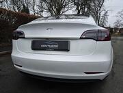 2021 Tesla Model 3 Standard Range Plus Auto RWD 4dr - Image 11