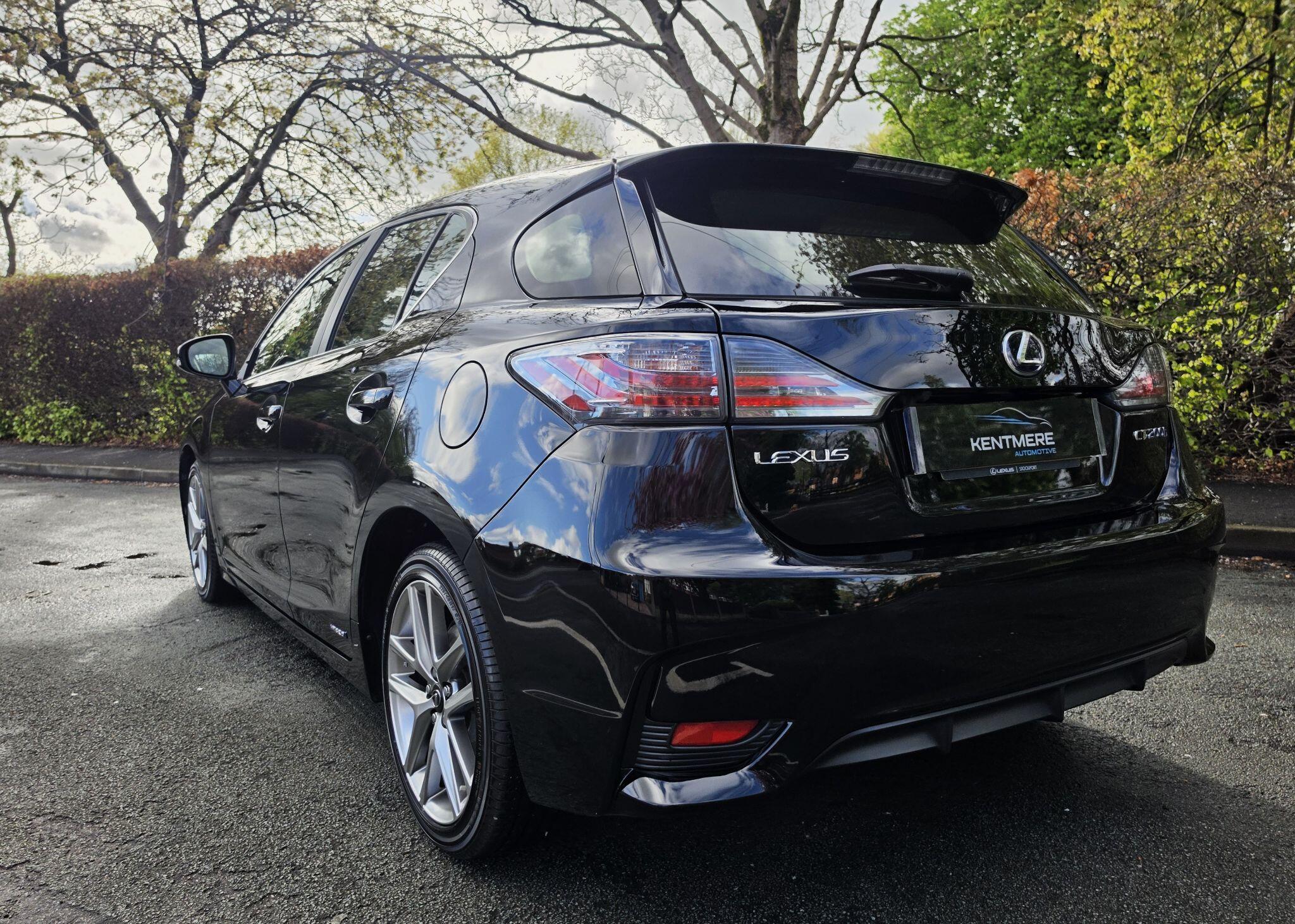 2017 Lexus CT 1.8 200h Executive Edition CVT Euro 6 (s/s) 5dr