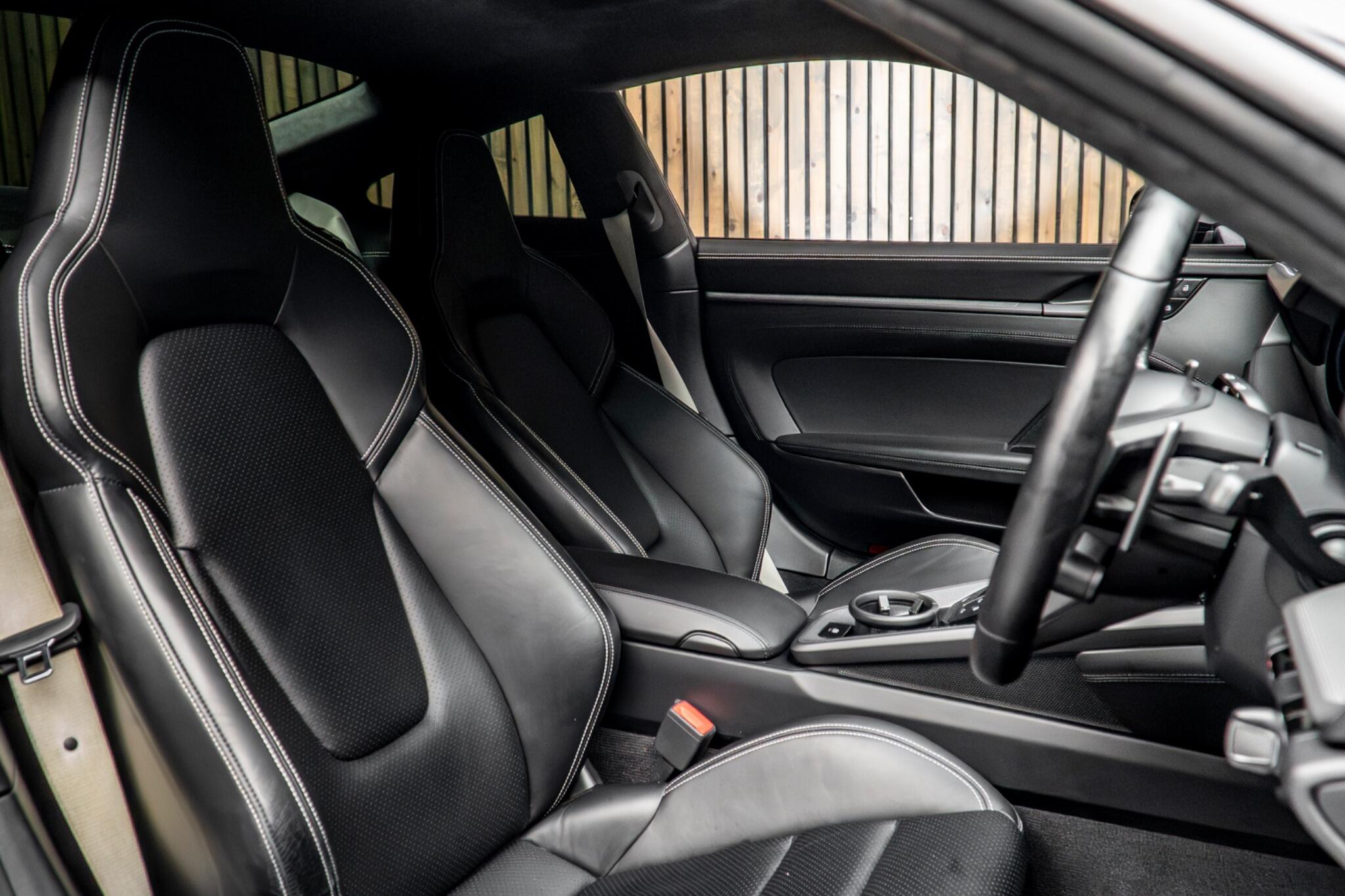 2019 PORSCHE 911 3.0T 992 Carrera 4 PDK 4WD Euro 6 (s/s) 2dr 2