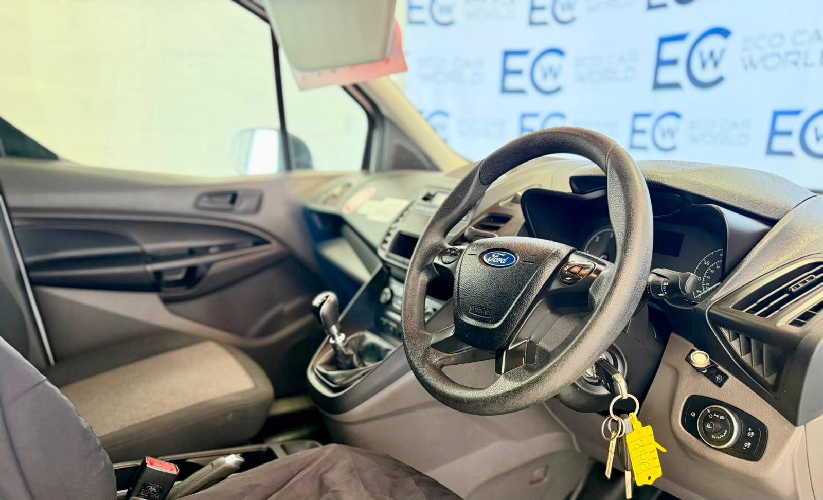 Ford Transit Connect - photo 16
