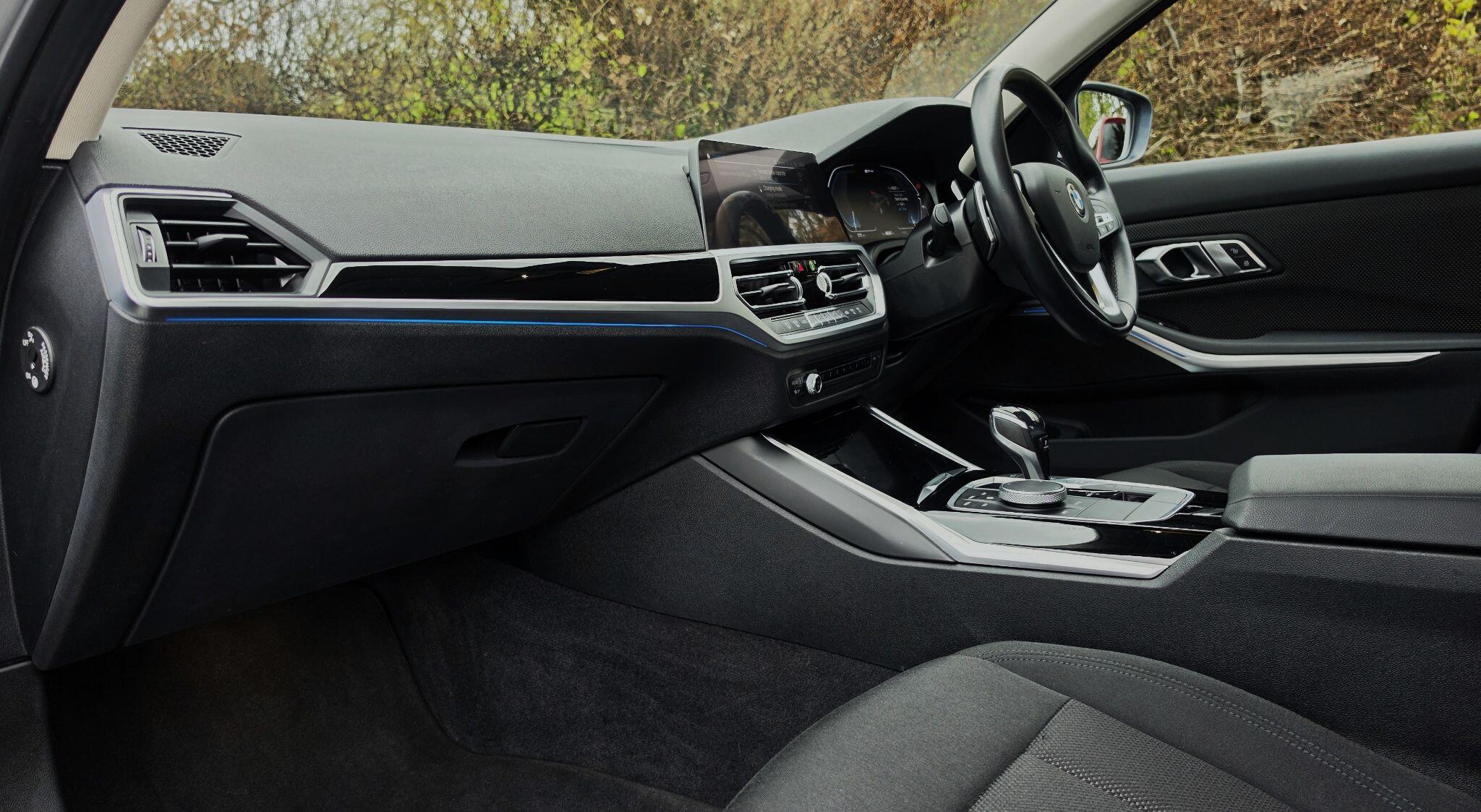 2019 BMW 3 Series 2.0 330e 12kWh SE Pro Auto Euro 6 (s/s) 4dr
