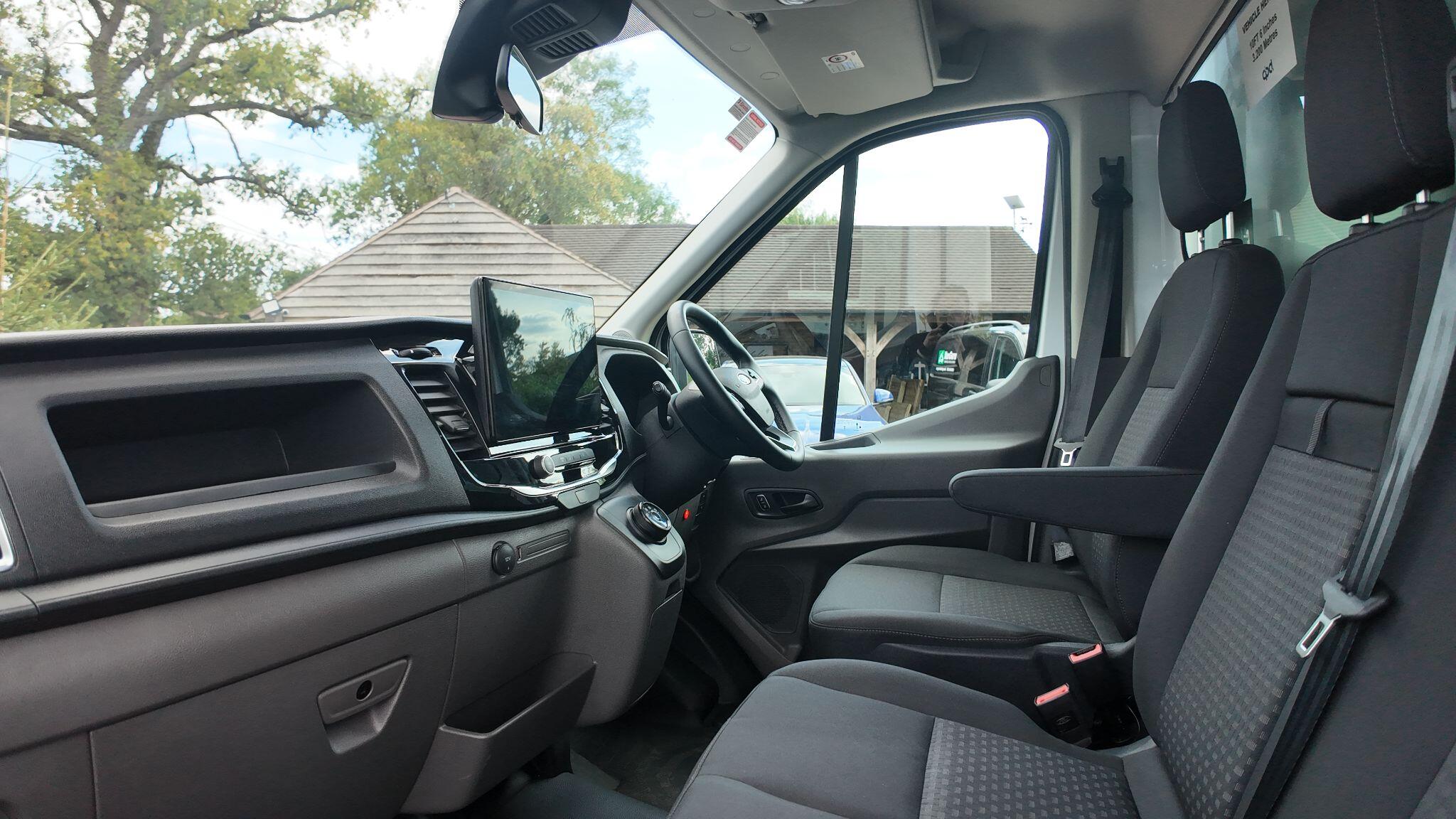 Ford E-Transit 425 68kWh Trend Auto RWD L3 2dr