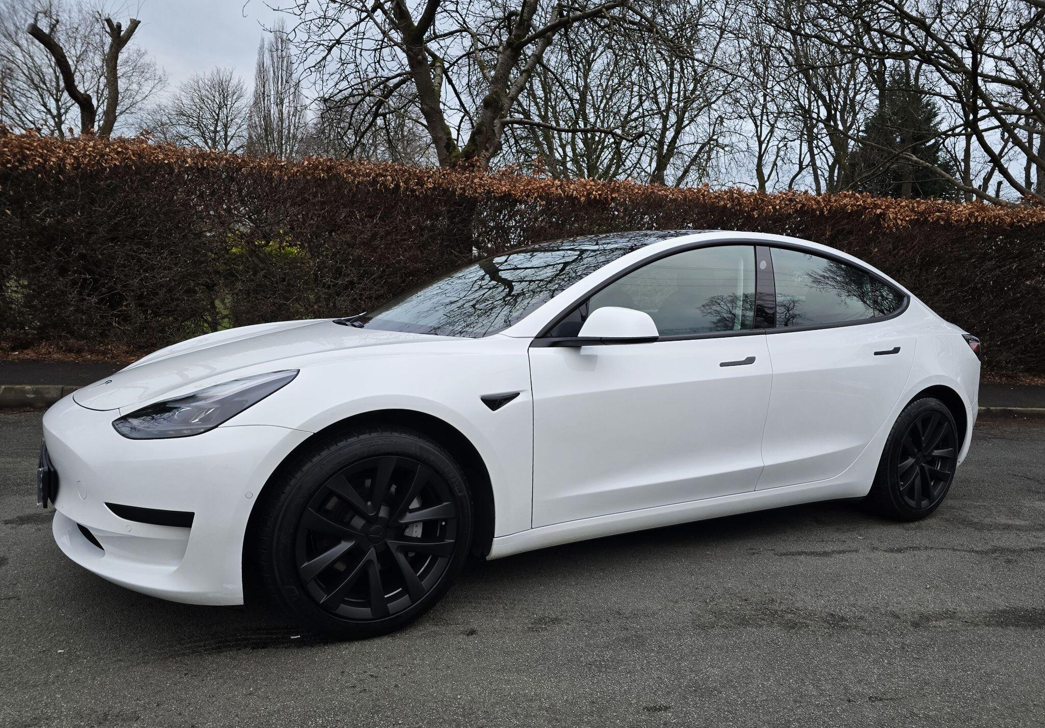2021 Tesla Model 3 Standard Range Plus Auto RWD 4dr