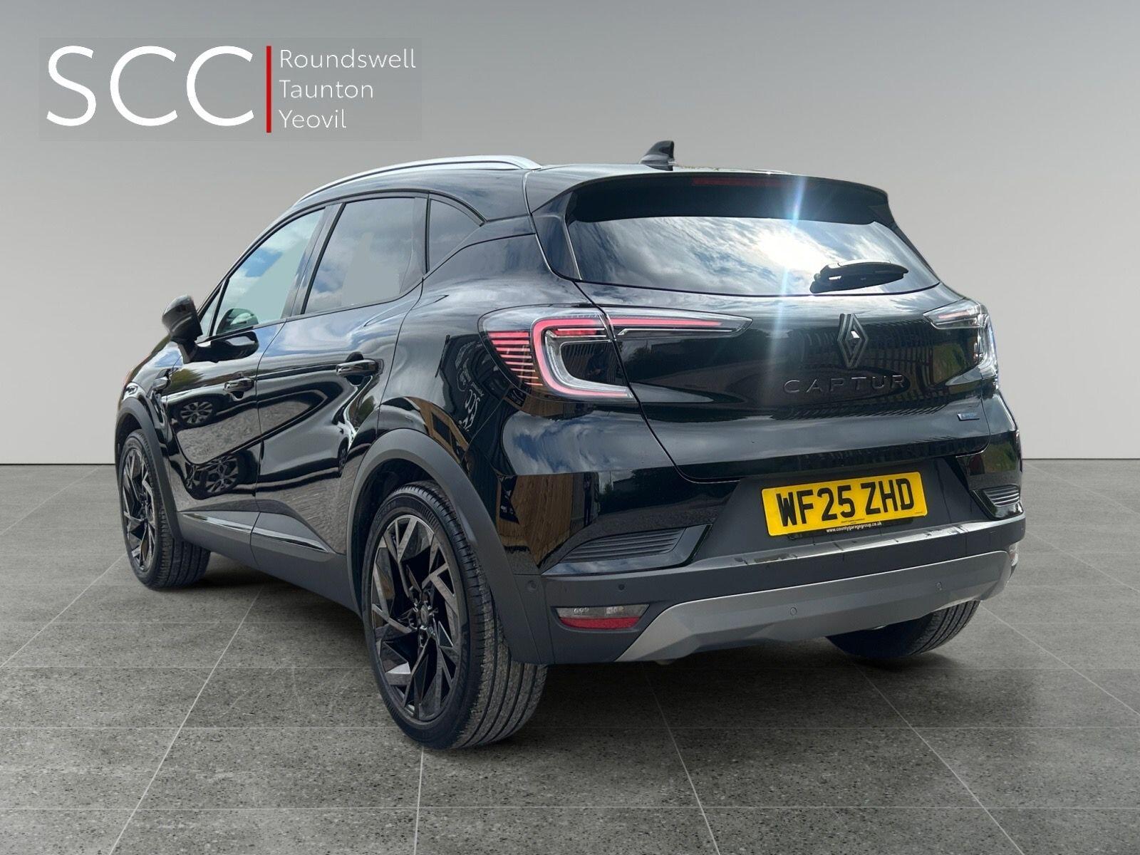 2025 Renault Captur 1.6 E-TECH esprit Alpine Auto Euro 6 (s/s) 5dr