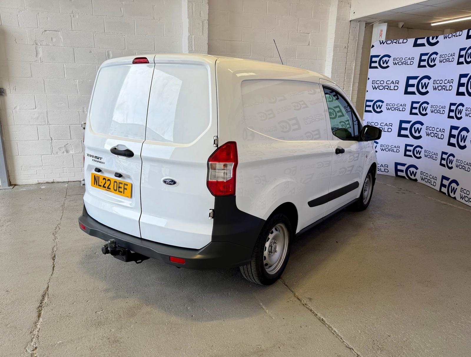 Ford Transit Courier - photo 8