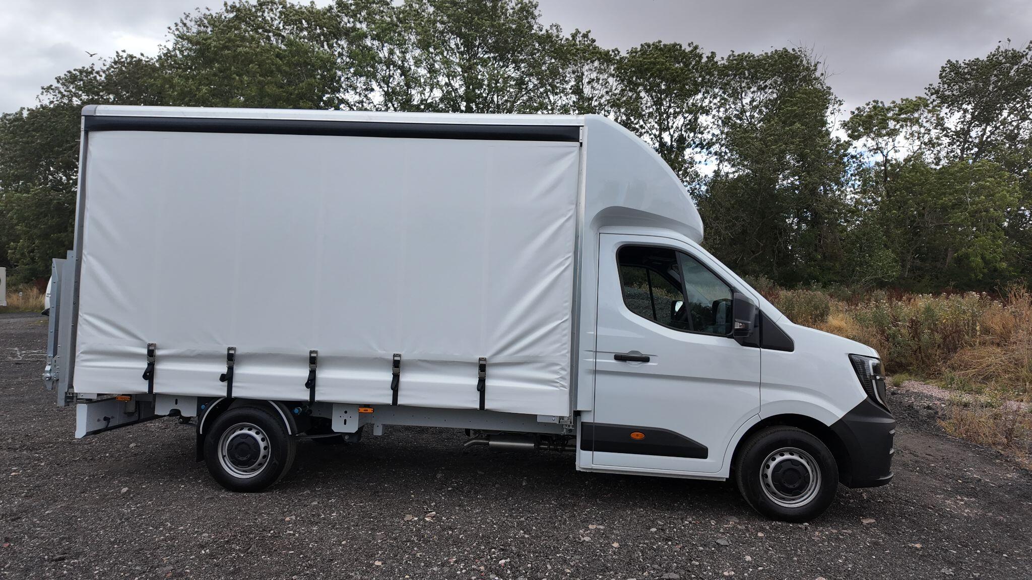 Renault Master 2.0 dCi LL35 Advance L3 H1 Euro 6 (s/s) 2dr (Tail Lift)